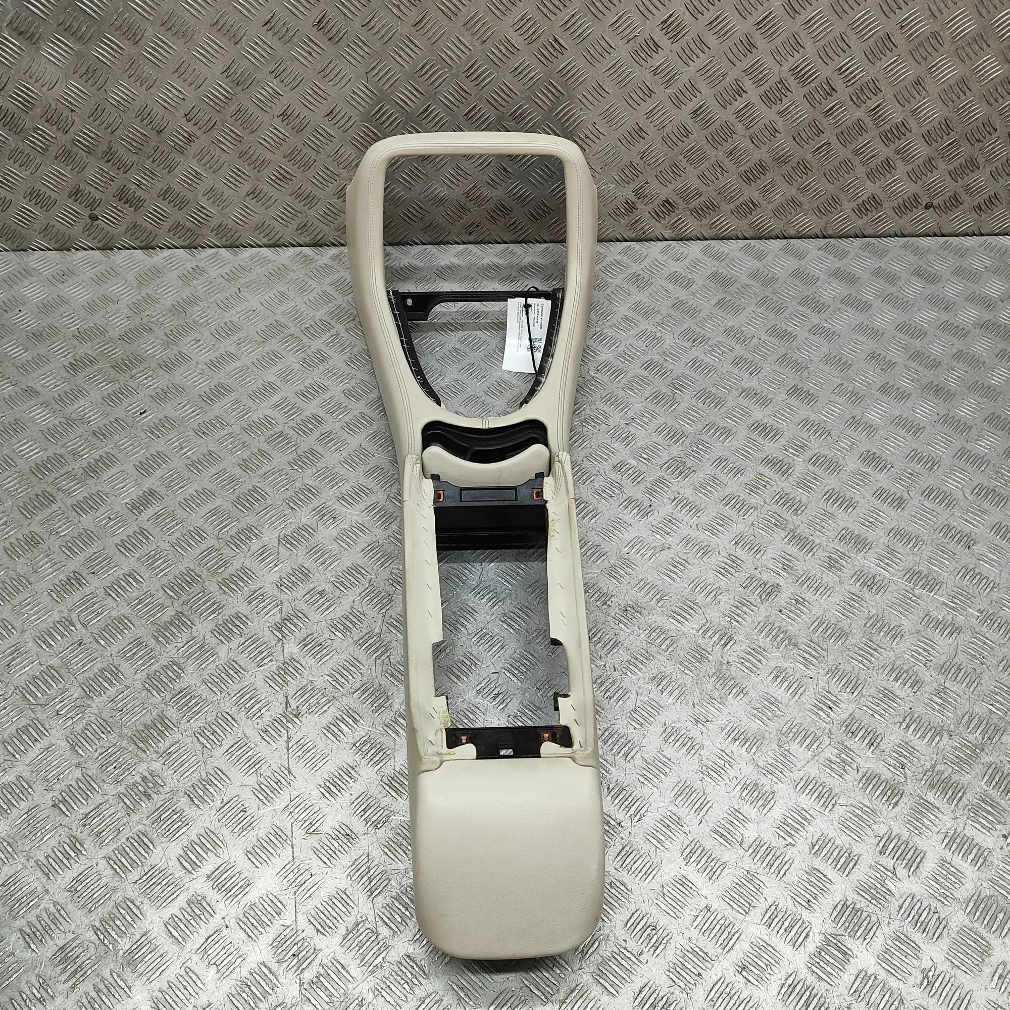 Jaguar XK center console center Console — JAGUAR XK (8 Coupe X100) (1996...