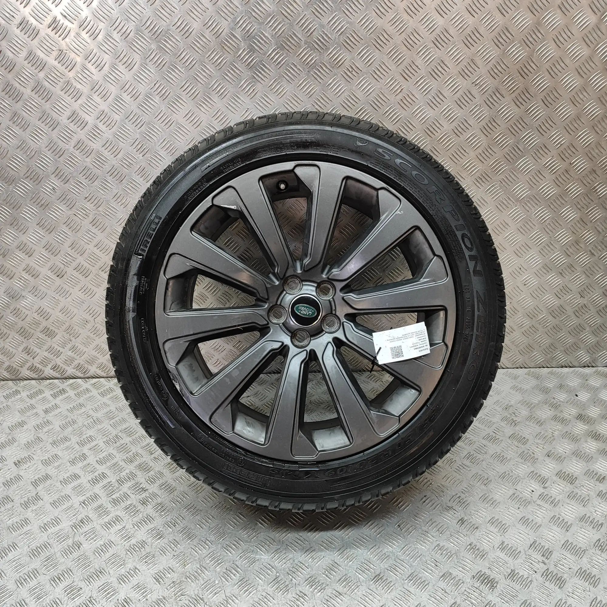 Land Rover Range Rover Velar Alloy Wheel Alloy wheel — LAND ROVER RANGE ROVER VELAR (L56...