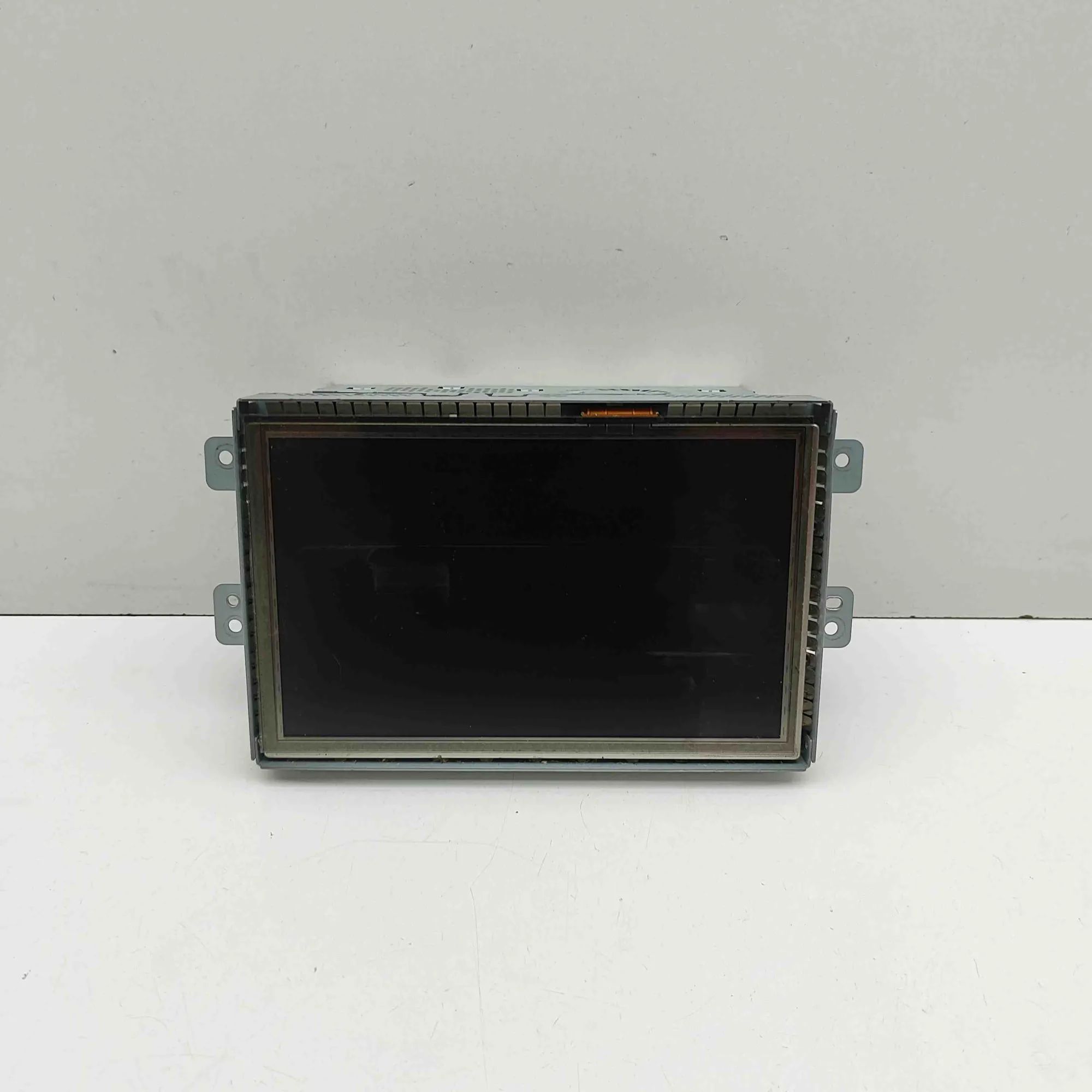 Land Rover Range Rover Evoque Navigation display Navigation display — LAND ROVER RANGE ROVER EVO...