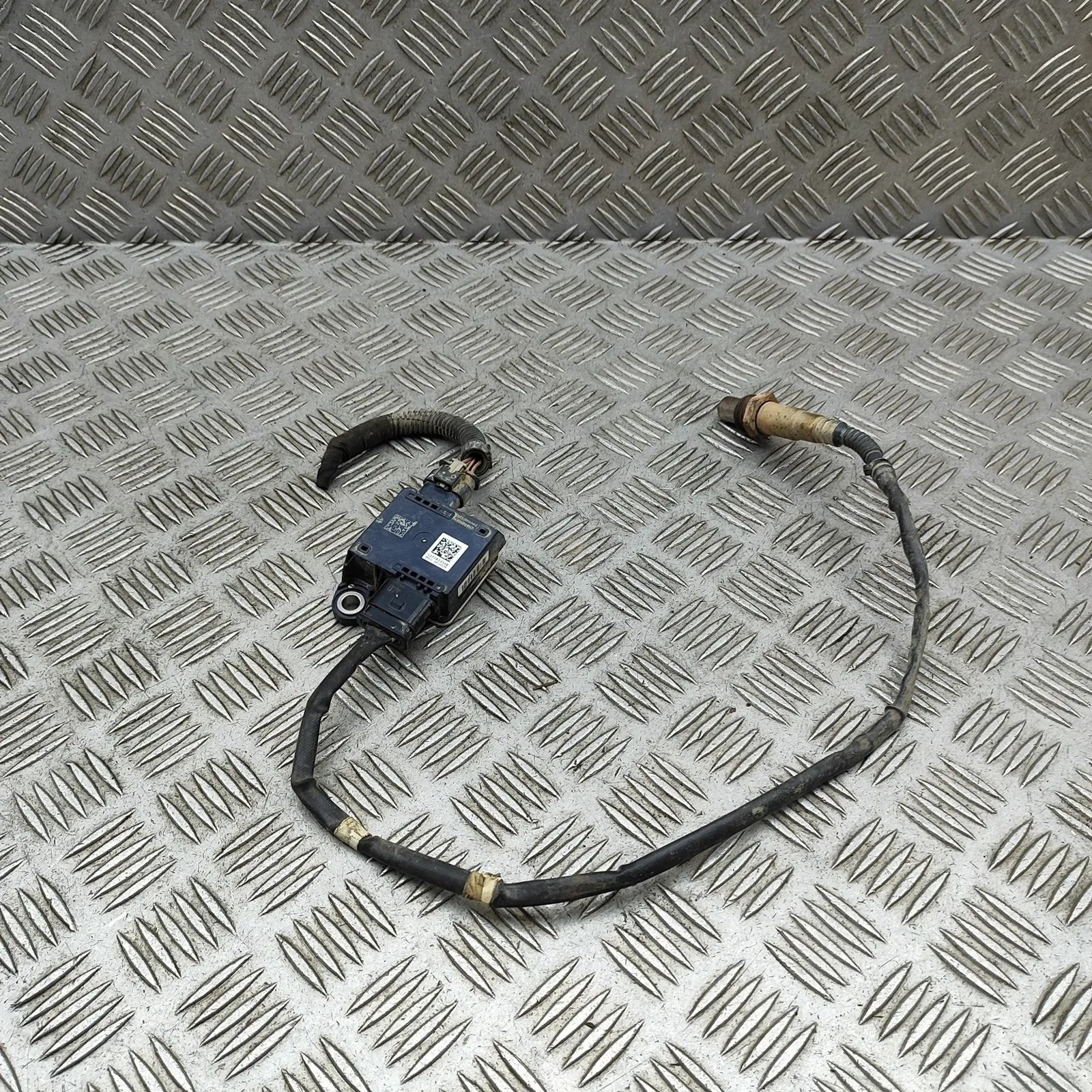 Volkswagen Transporter (T6, Caravelle, Multivan) Lambda Oxygen Sensor Lambda Oxygen Sensor — VW TRANSPORTER (VI T6 Va...