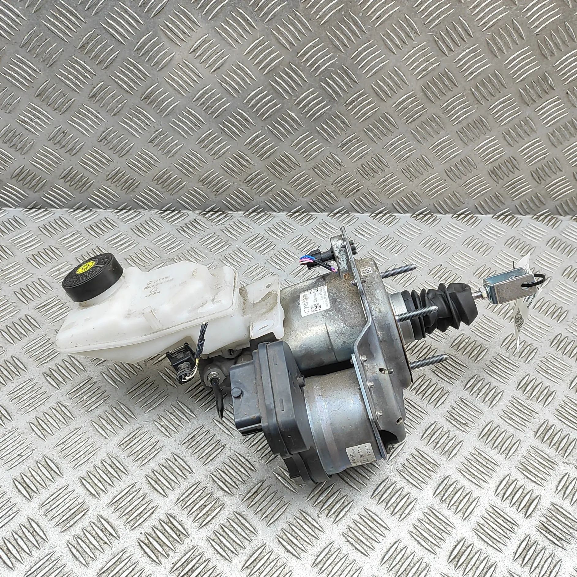 Toyota Corolla Brake Servo Booster Brake Servo Booster — TOYOTA COROLLA (Estate _E...