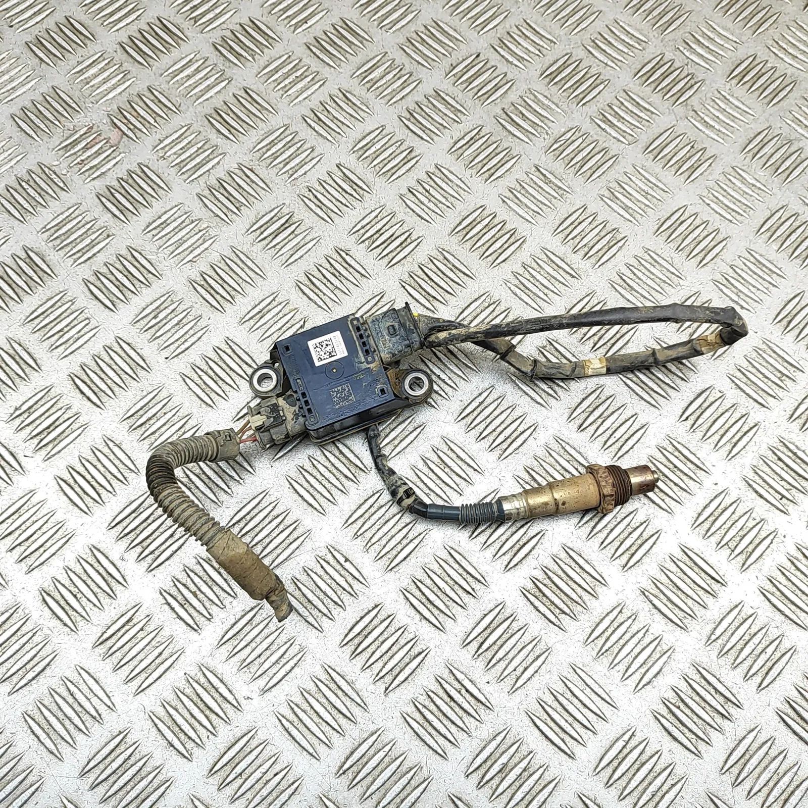 Volkswagen Transporter (T6, Caravelle, Multivan) Lambda Oxygen Sensor Lambda Oxygen Sensor — VW TRANSPORTER (VI T6 Va...