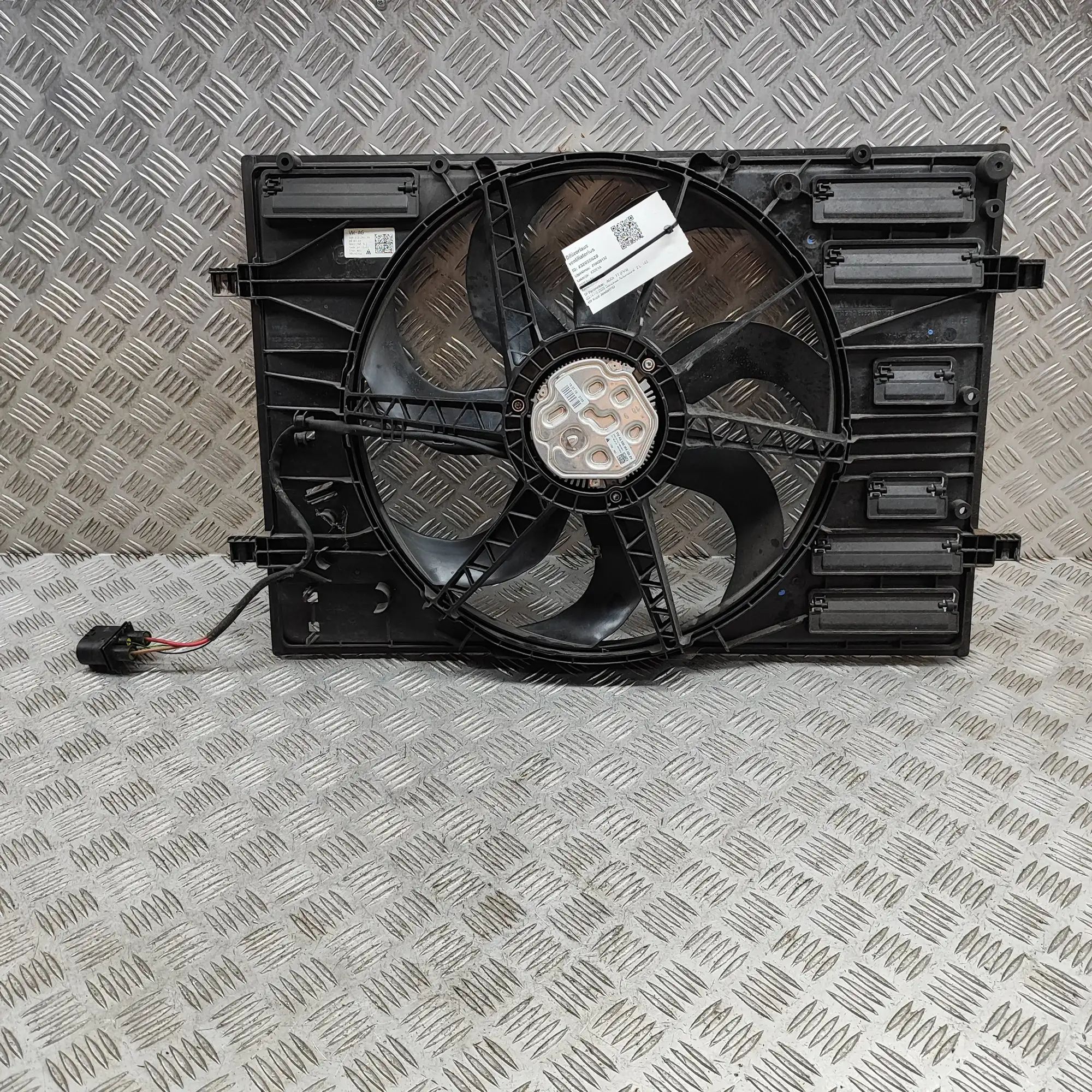 Audi TT (8S) Engine Cooling Fan Shroud Engine Cooling Fan Shroud — AUDI TT (FV3) (2014...