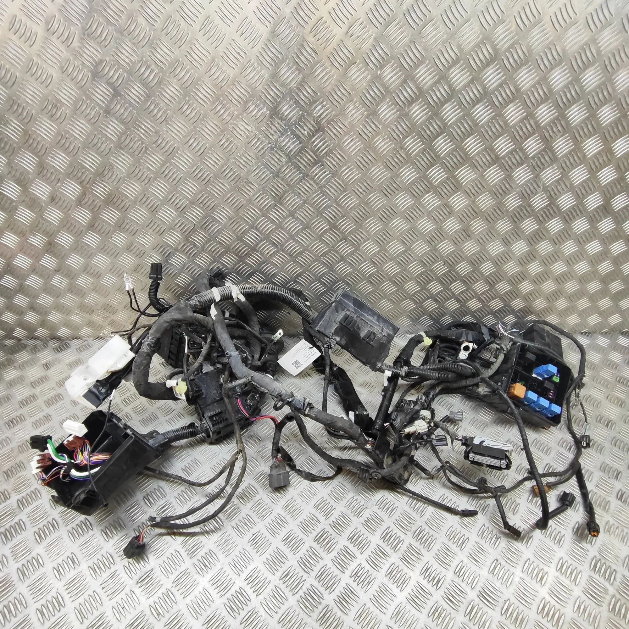 Nissan Leaf Engine Cable Harness Engine Cable Harness — NISSAN LEAF (ZE1) (2017-...