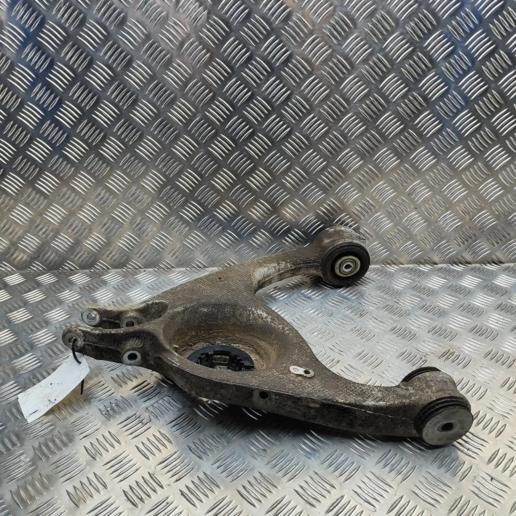 Porsche Taycan Rear Left Lower Control Arm Rear Left Lower Control Arm — PORSCHE TAYCAN (2...