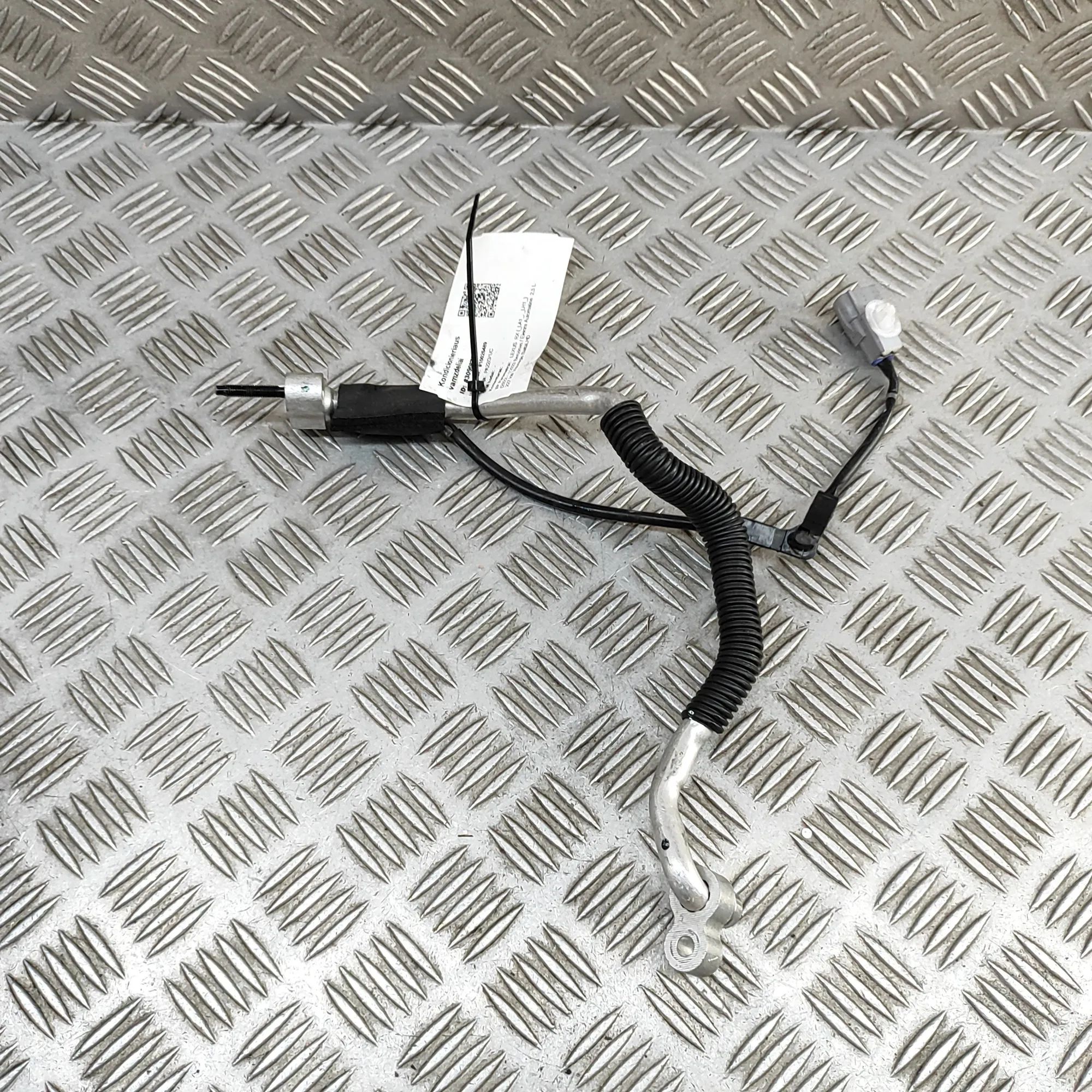 Lexus RX A/C Air Con Hose Pipe A/C Air Con Hose Pipe — LEXUS RX (_LA1_, _LH1_)...