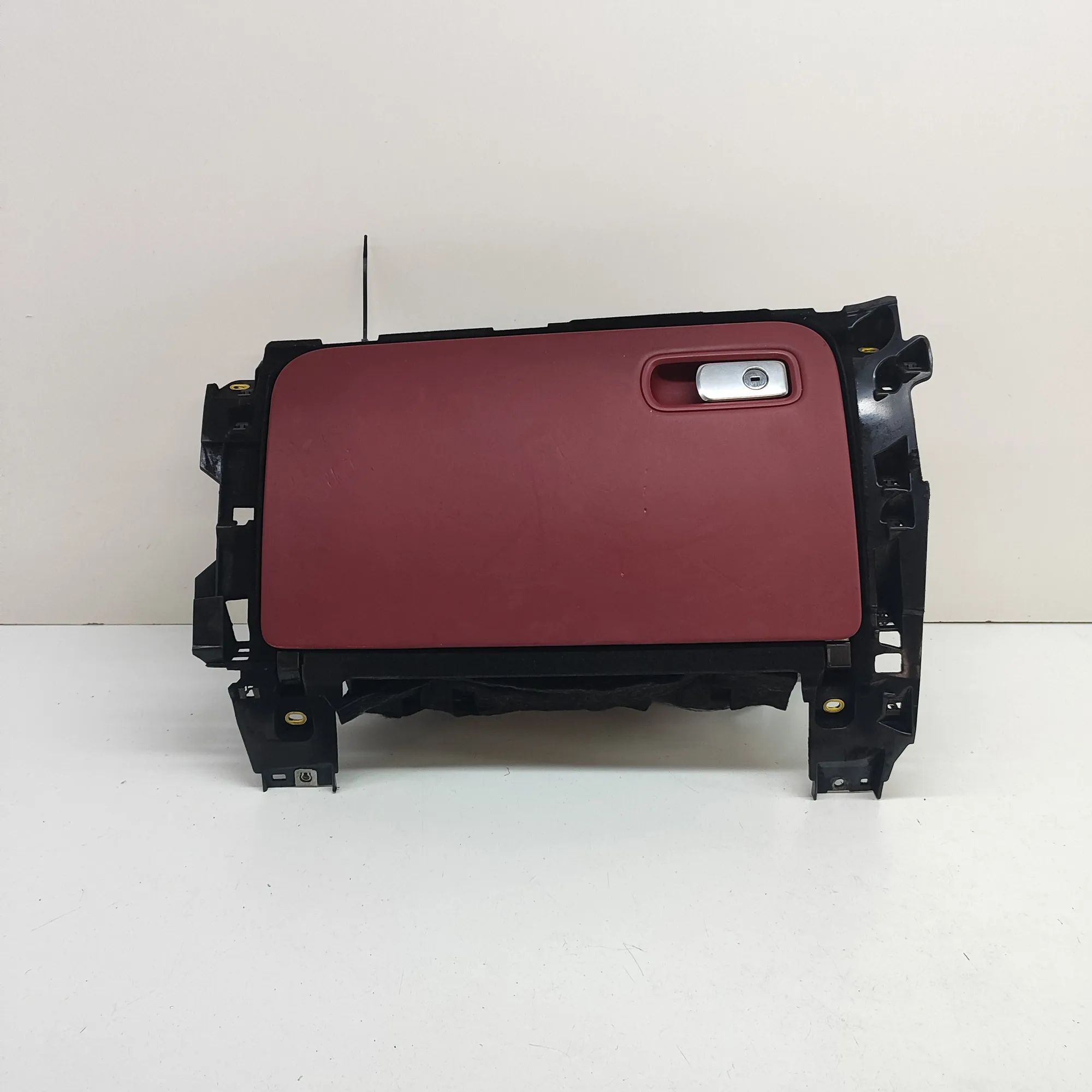 Porsche Cayenne Glove Compartment Glove compartment — PORSCHE CAYENNE (Coupe 9YB)...
