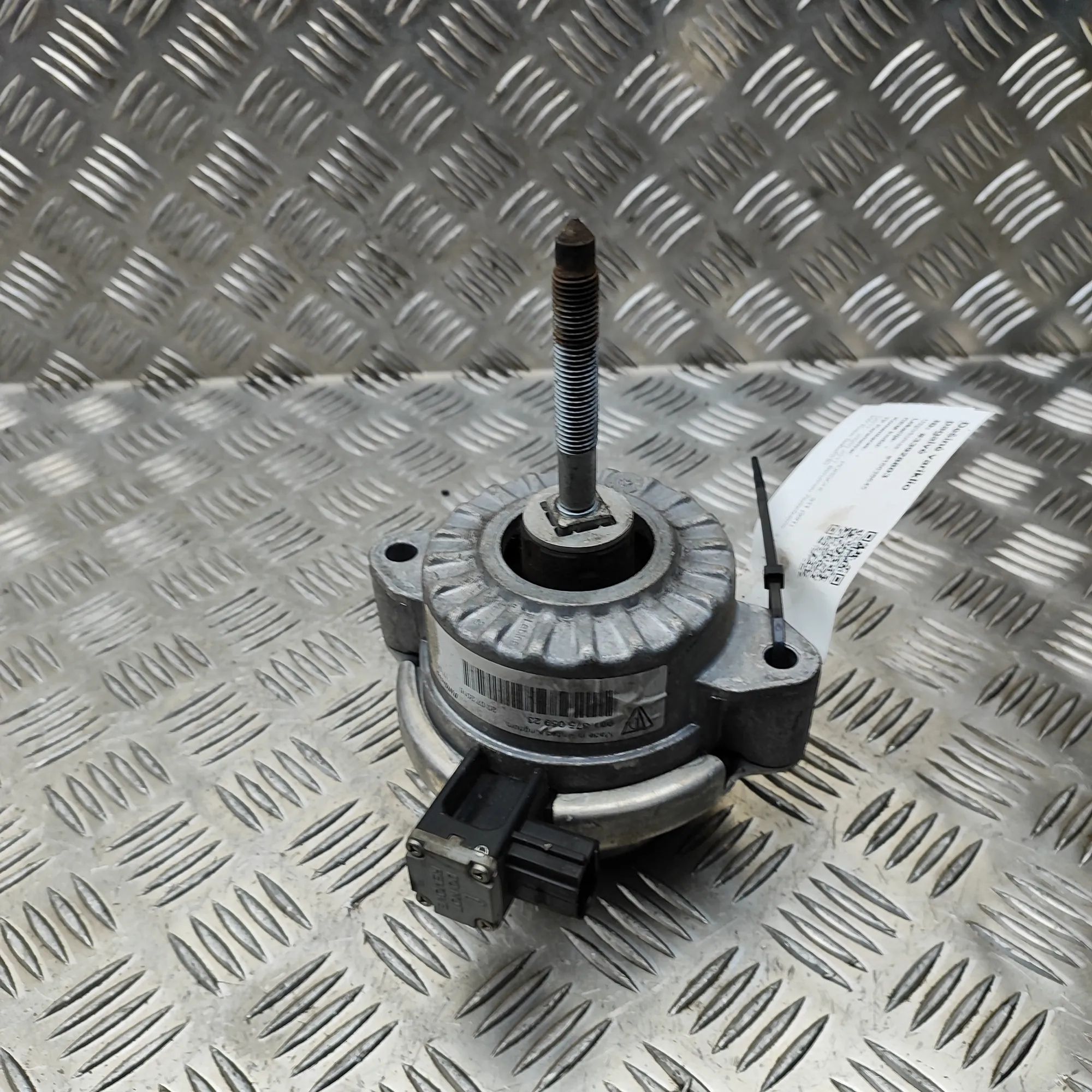 Porsche 911 (991) Right Side Engine Mount Right Side Engine Mount — PORSCHE 911 (991) (20...