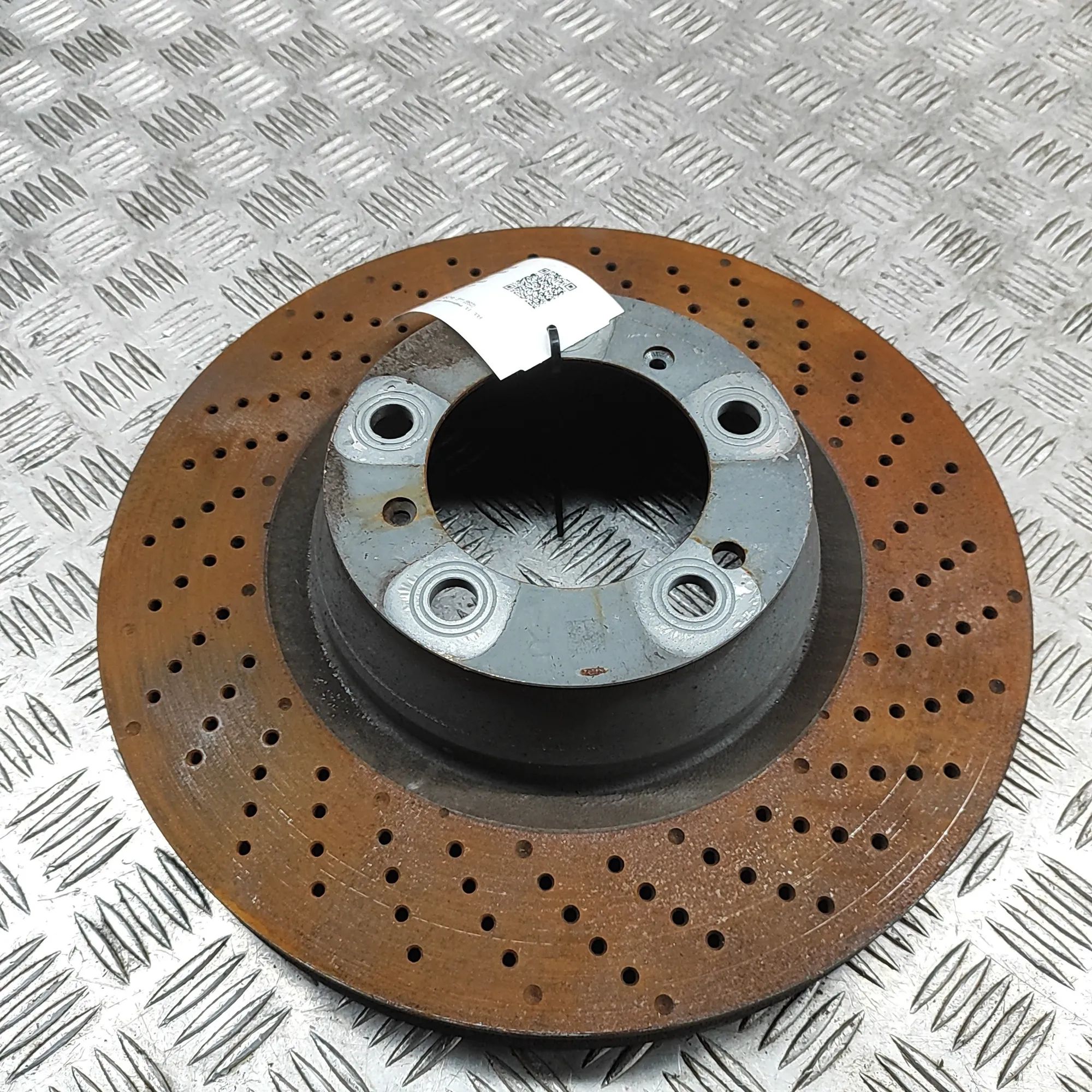 Porsche 911 (992) Rear Right Brake Disc Rear Right Brake Disc — PORSCHE 911 (992) (2019...