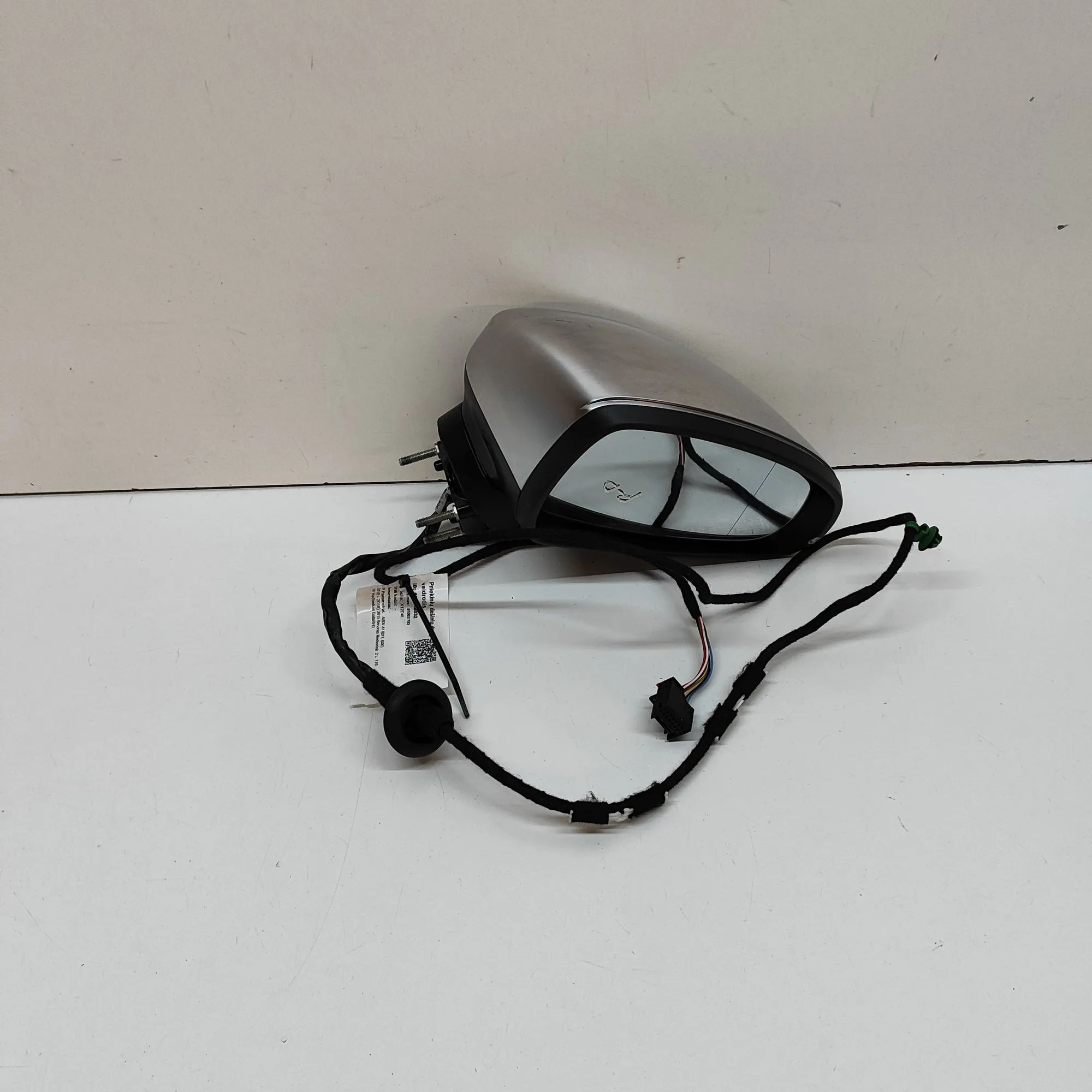 Audi A1 (8X) Right Side Wing Mirror Right Side Wing Mirror — AUDI A1 (8X1, 8XK) (20...