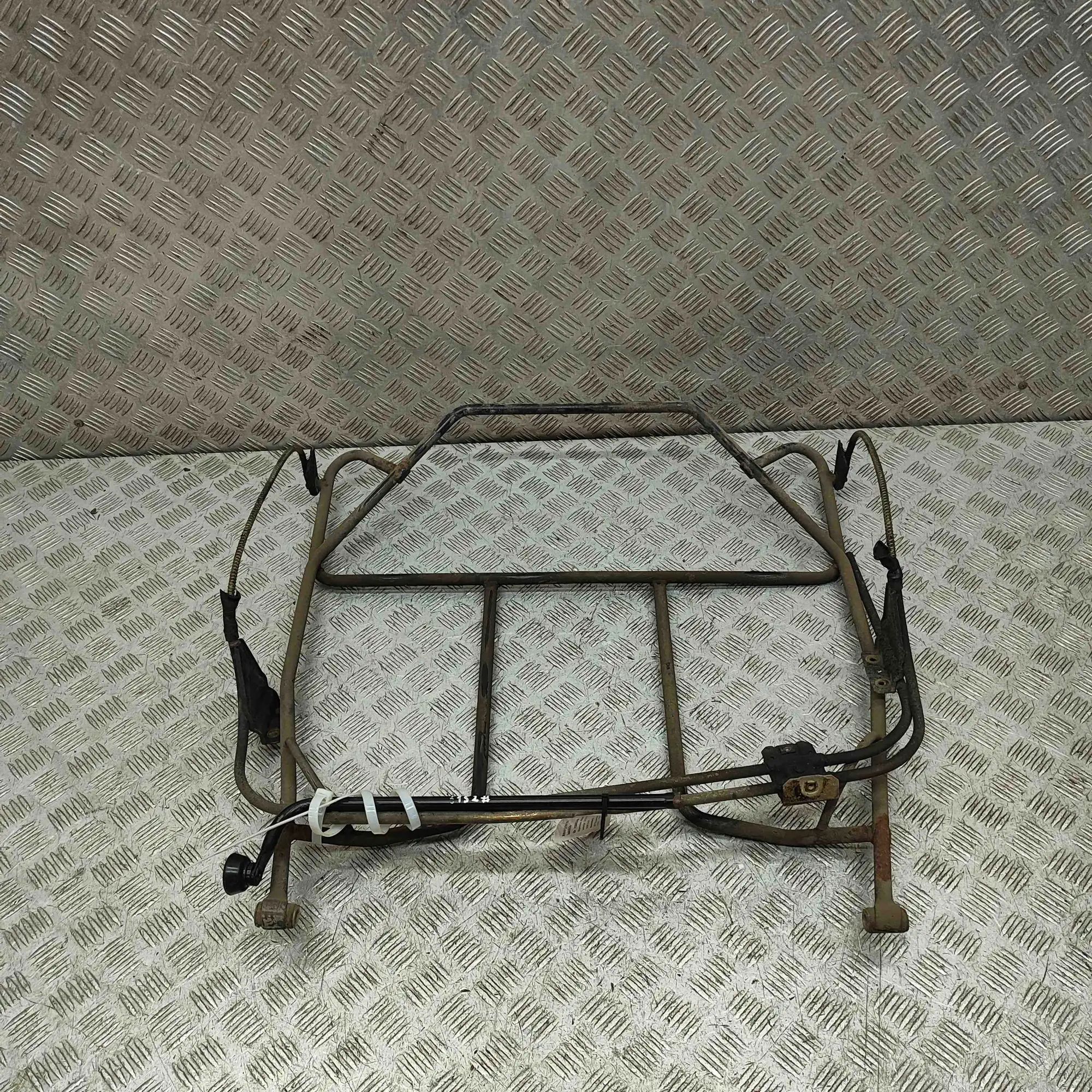 Maserati Biturbo (2, 4, Spyder, Karif) Spare wheel mount Spare wheel mount — MASERATI 425 (1987-1994) — ...