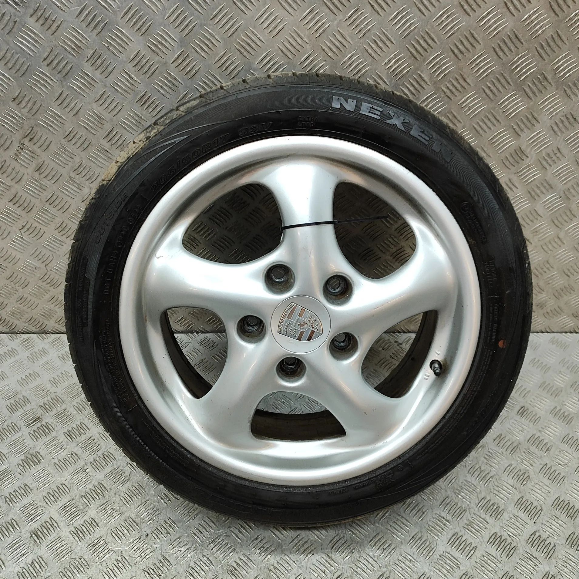 Porsche Boxster (986) Alloy Wheel Alloy wheel — PORSCHE BOXSTER (986) (1996-2004)...