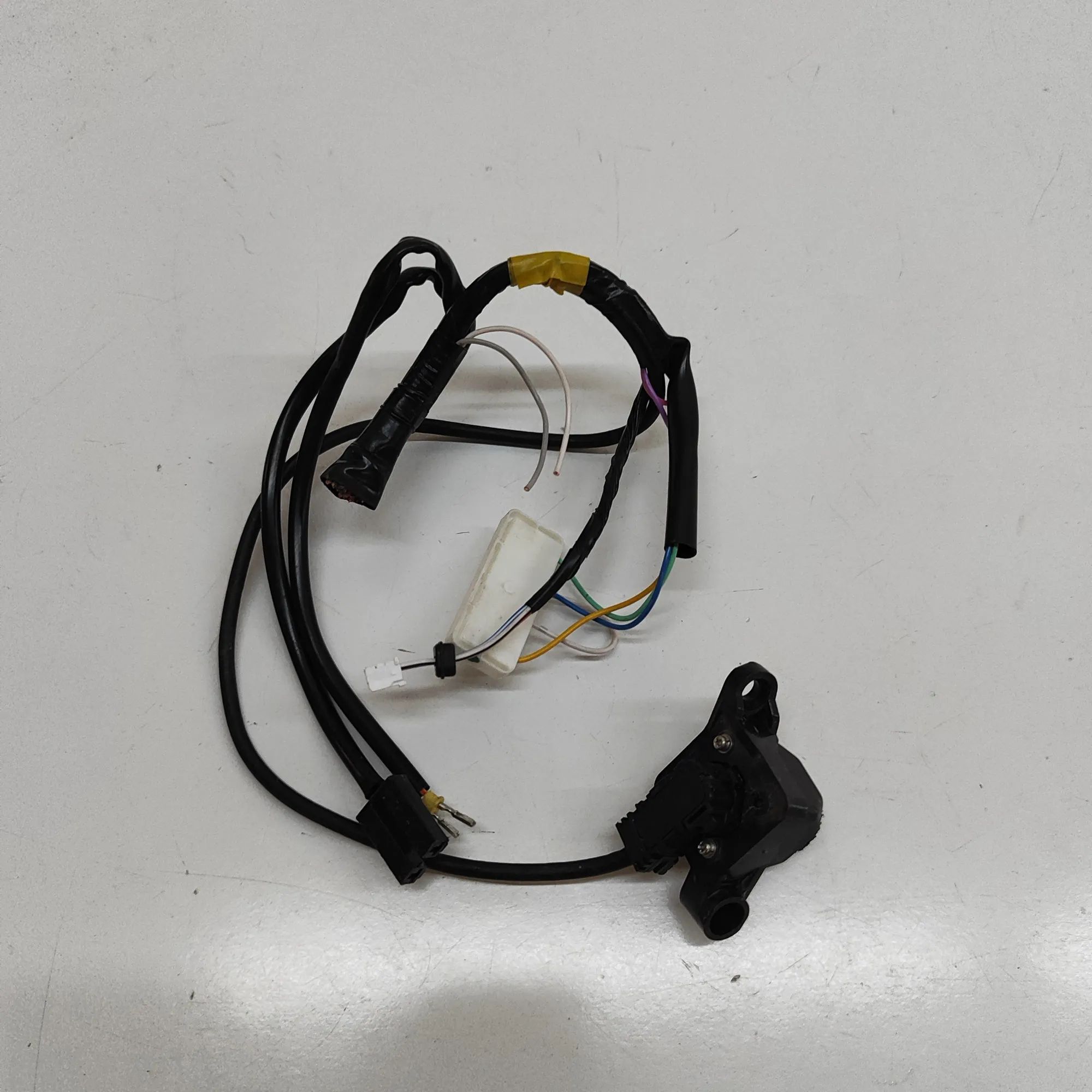 Honda HR-V / e:Ny1 Camera — left