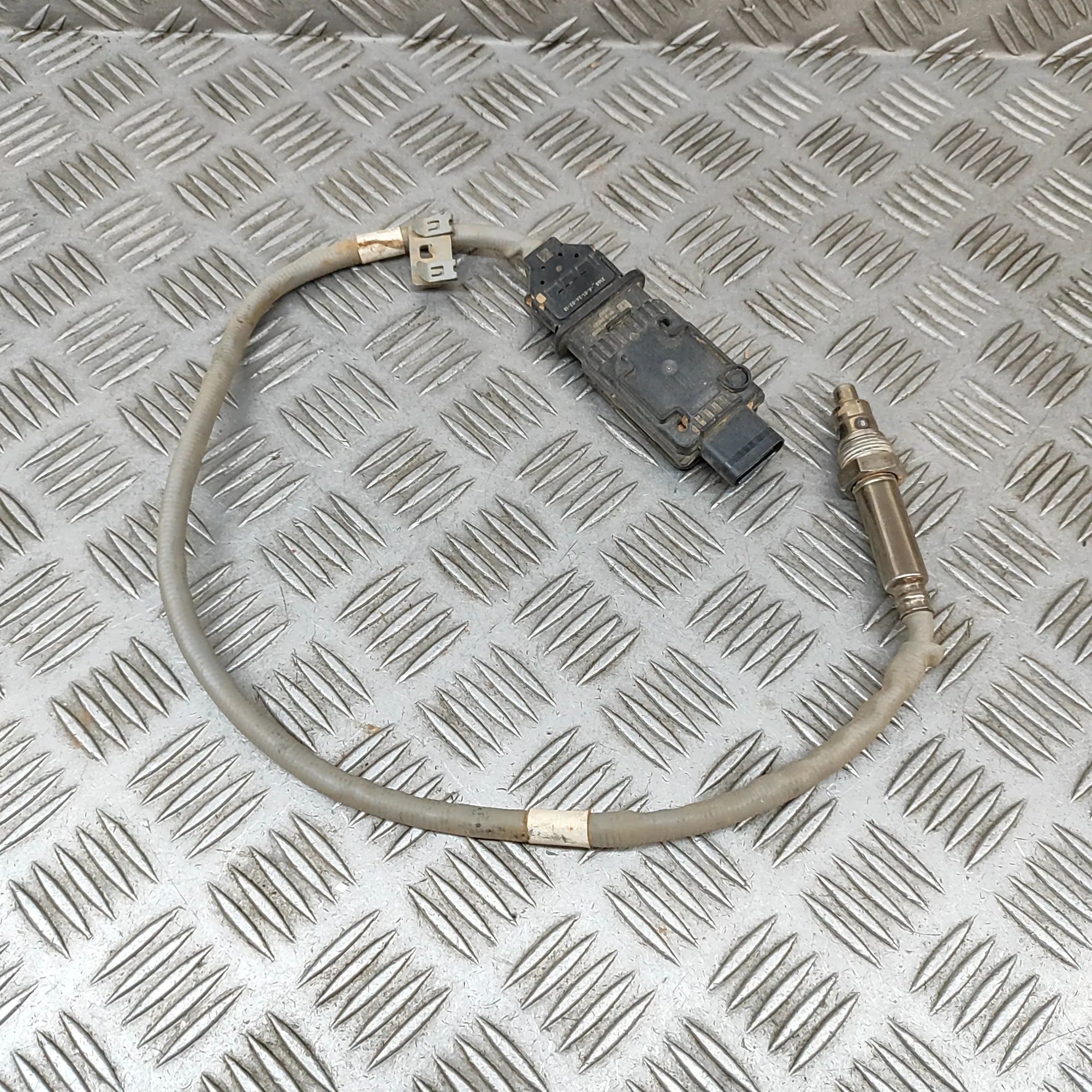 Audi Q3 (F3) Lambda Oxygen Sensor Lambda Oxygen Sensor — AUDI Q3 (Sportback F3N) ...