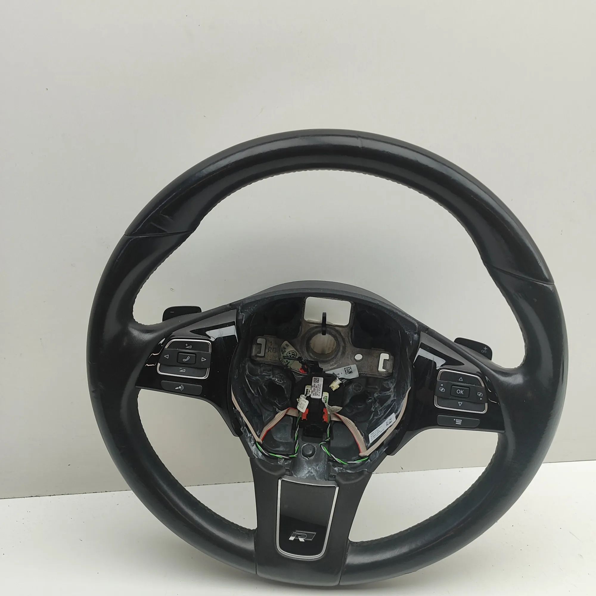 Volkswagen Touareg steering wheel Steering Wheel — VW TOUAREG (7P5) (2009-2018) —...