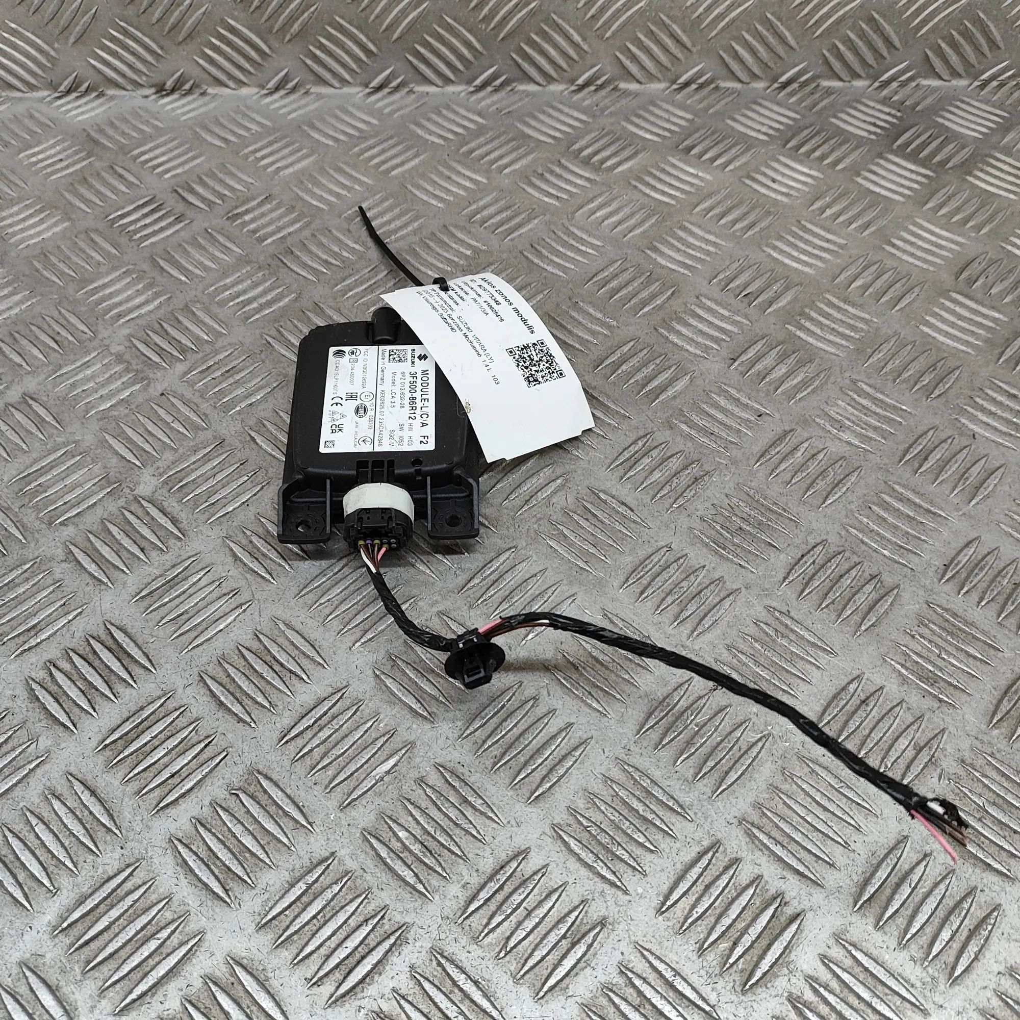 Suzuki Vitara Blind Spot Control Module Blind Spot Control Module — SUZUKI VITARA (LY) ...