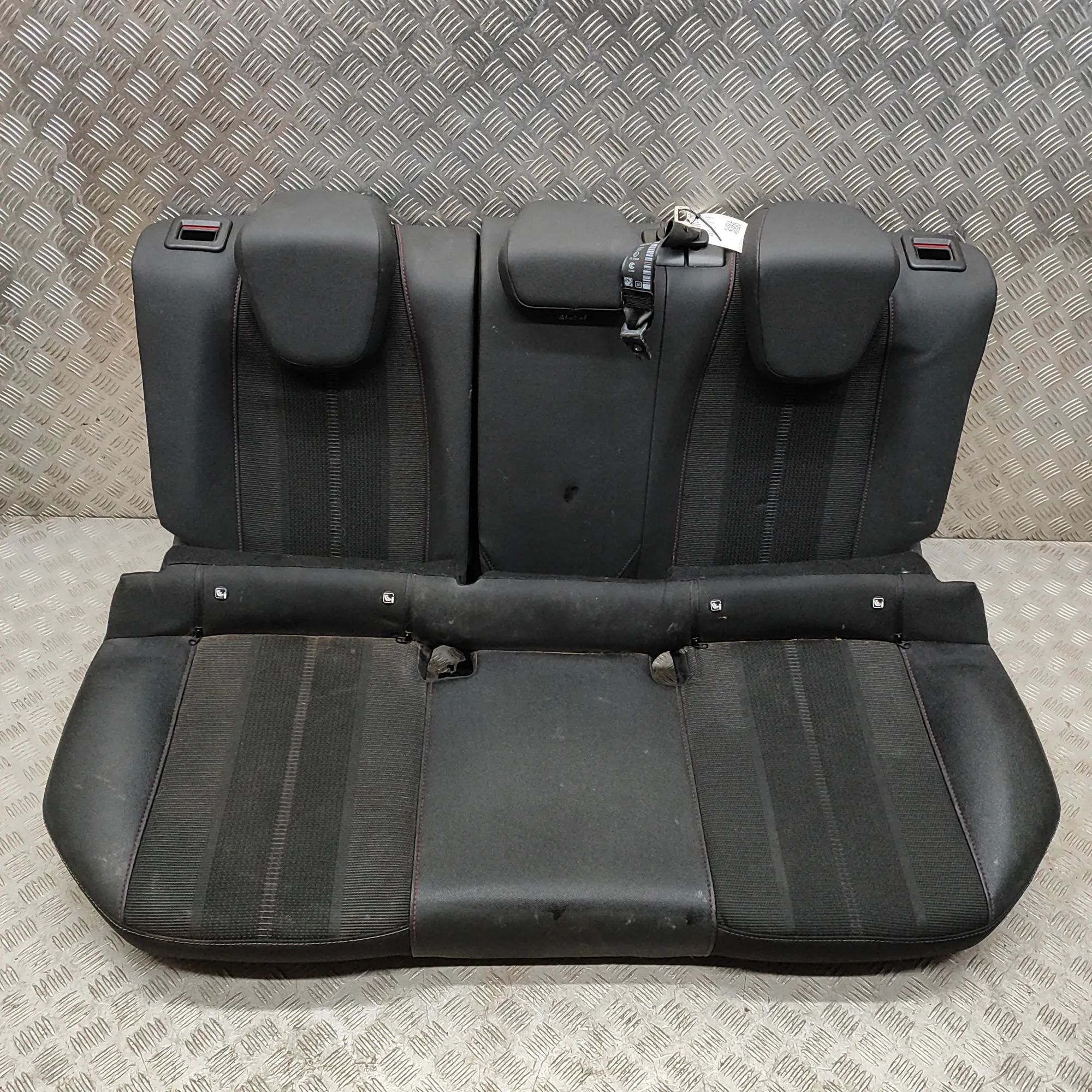 Opel Mokka (B) Заднее сиденье Rear seat — OPEL MOKKA (2020-...) — 9834392280
...