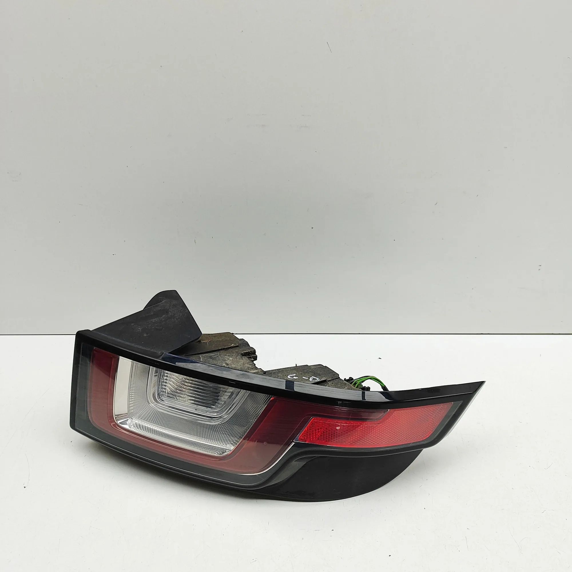 Land Rover Range Rover Evoque Rear Right Tail Light Rear Right Tail Light — LAND ROVER RANGE ROVER ...