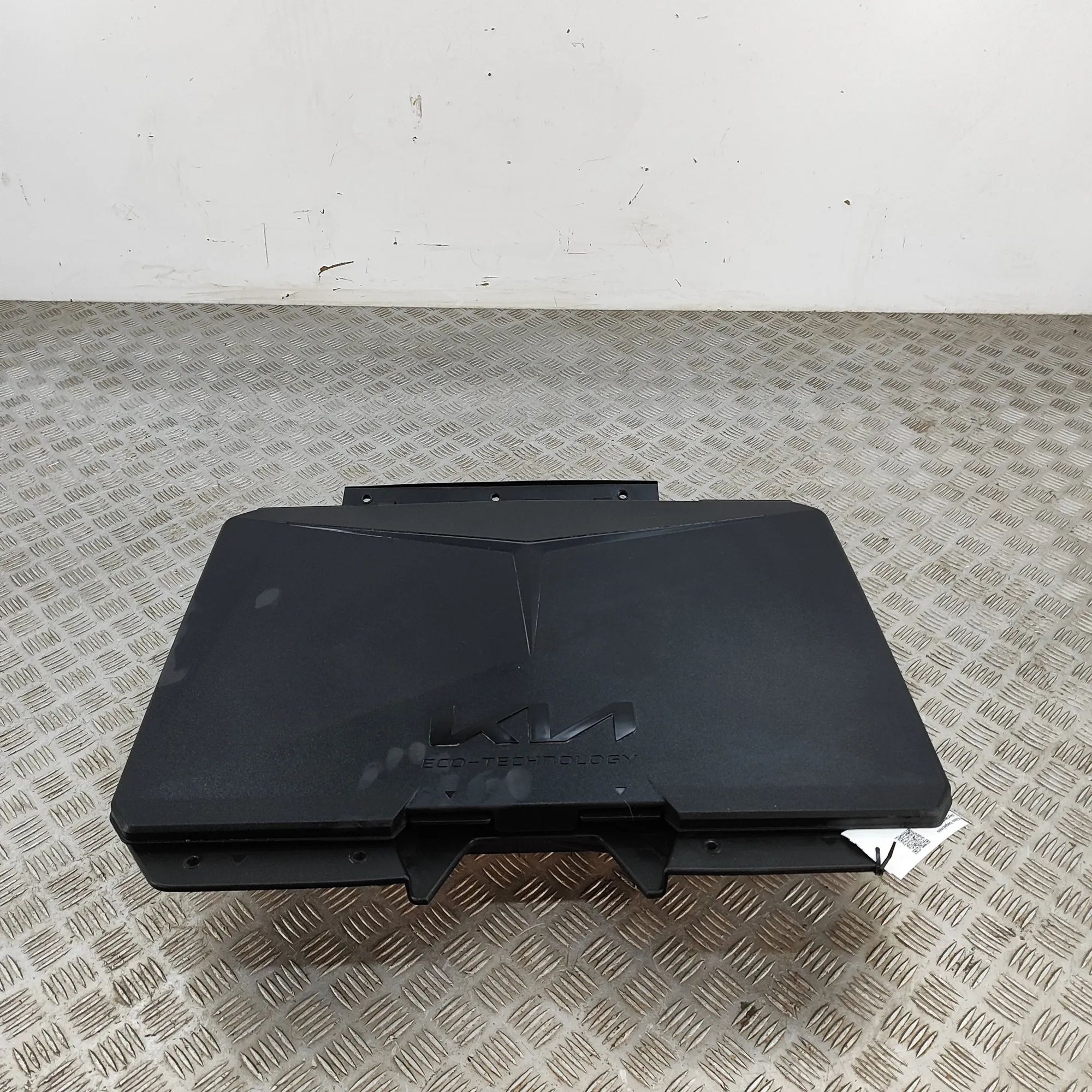Kia Niro Glove Compartment Glove compartment — KIA NIRO (II) (2022-...) — ...