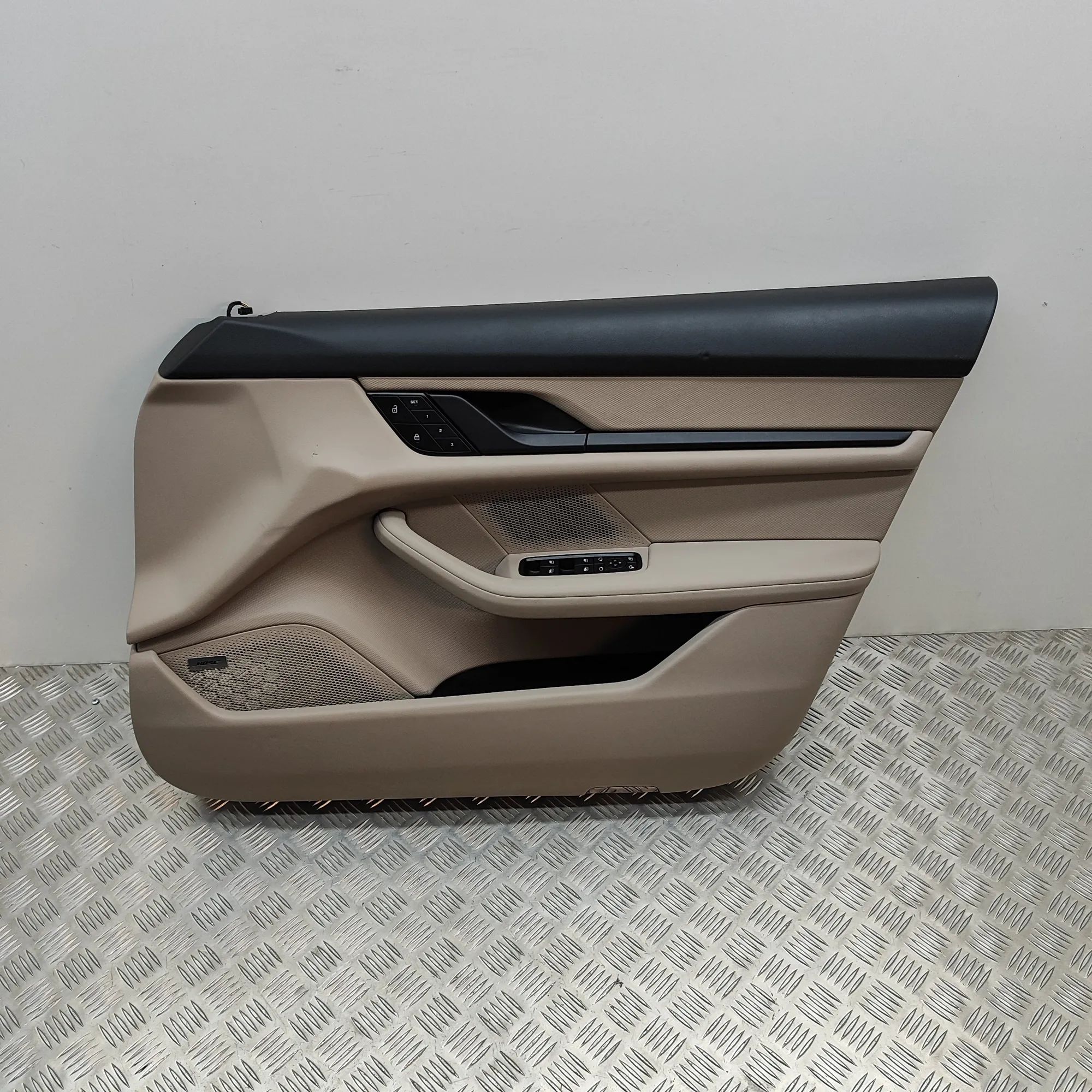 Porsche Taycan Front Right Door Panel Front Right Door Panel — PORSCHE TAYCAN (2019-....