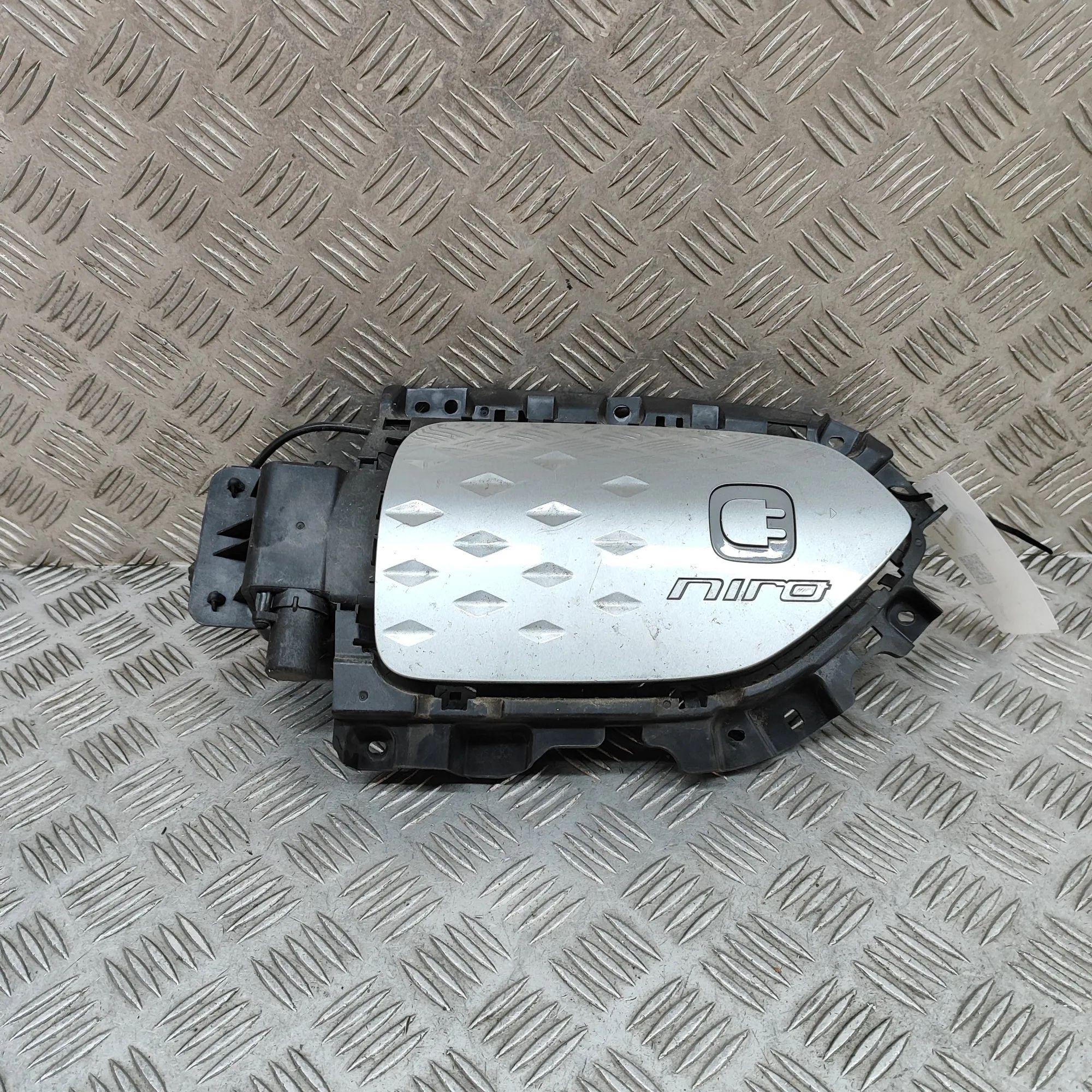 Kia Niro Fuel Tank Flap Cap Fuel Tank Flap Cap — KIA NIRO (2016-...) — 8634...