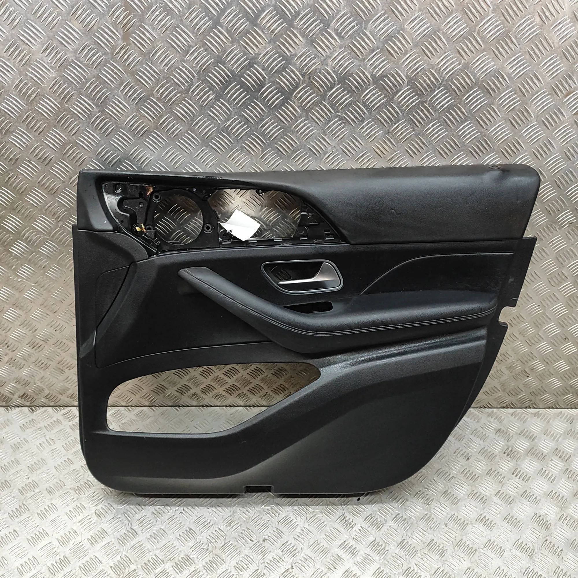 Mercedes-Benz GLS (X167) Front Right Door Panel Front Right Door Panel — MERCEDES BENZ GLS (X16...