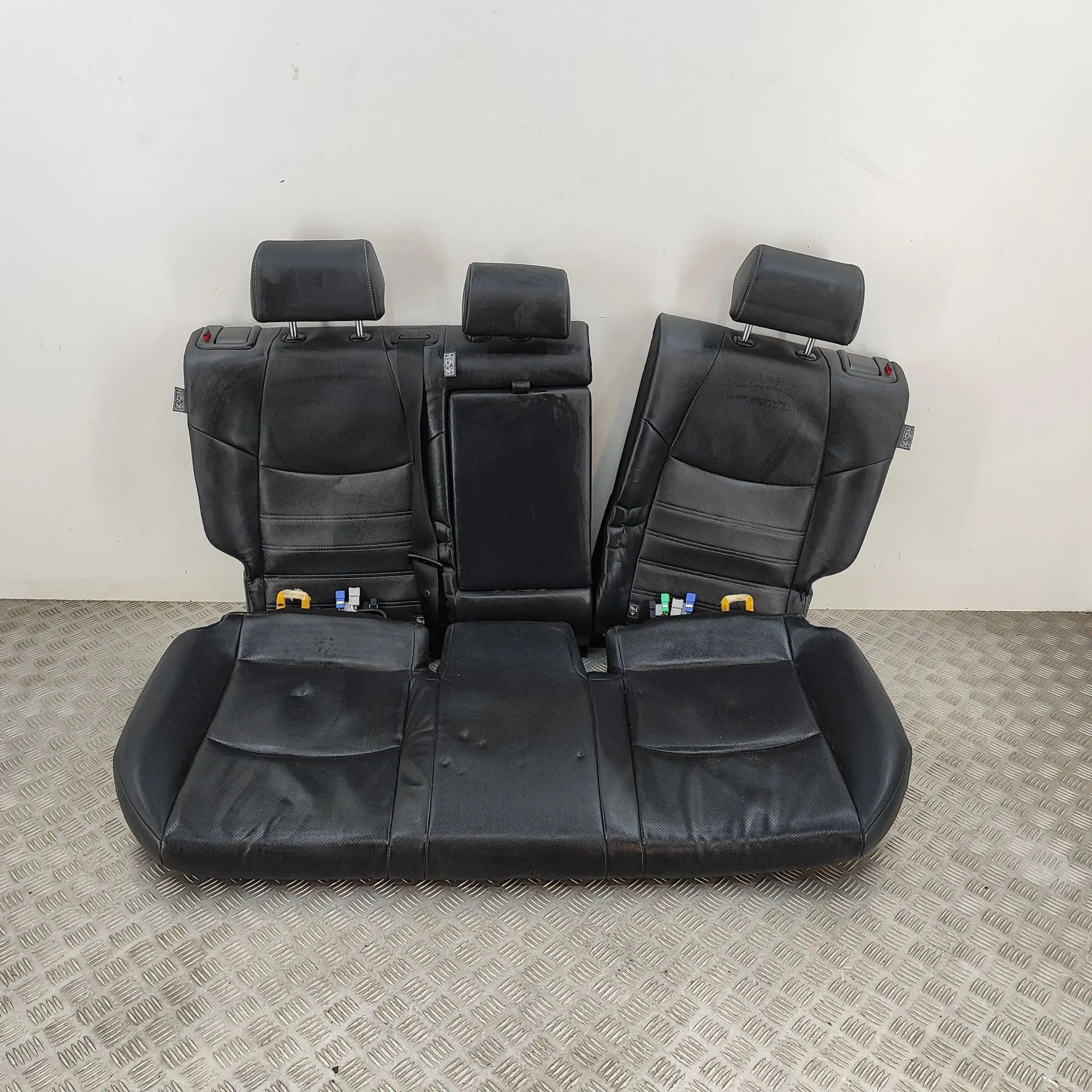 Toyota RAV4 (XA40) Takapenkki Rear seat — TOYOTA RAV (4 V XA50) (2018-...) — ...