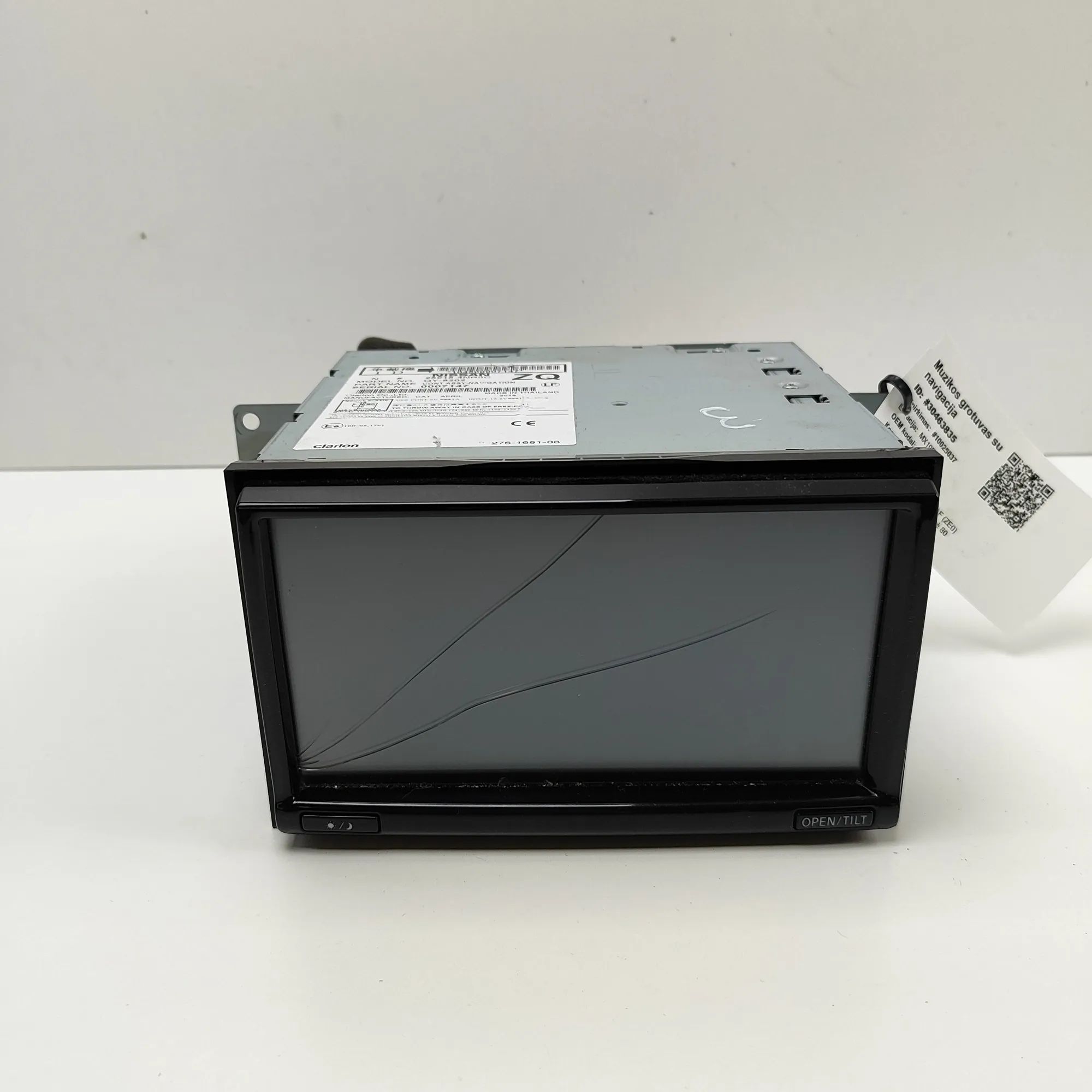 Nissan Leaf Radio / CD / navigation head unit Radio / CD / navigation head unit — NISSAN LEAF...