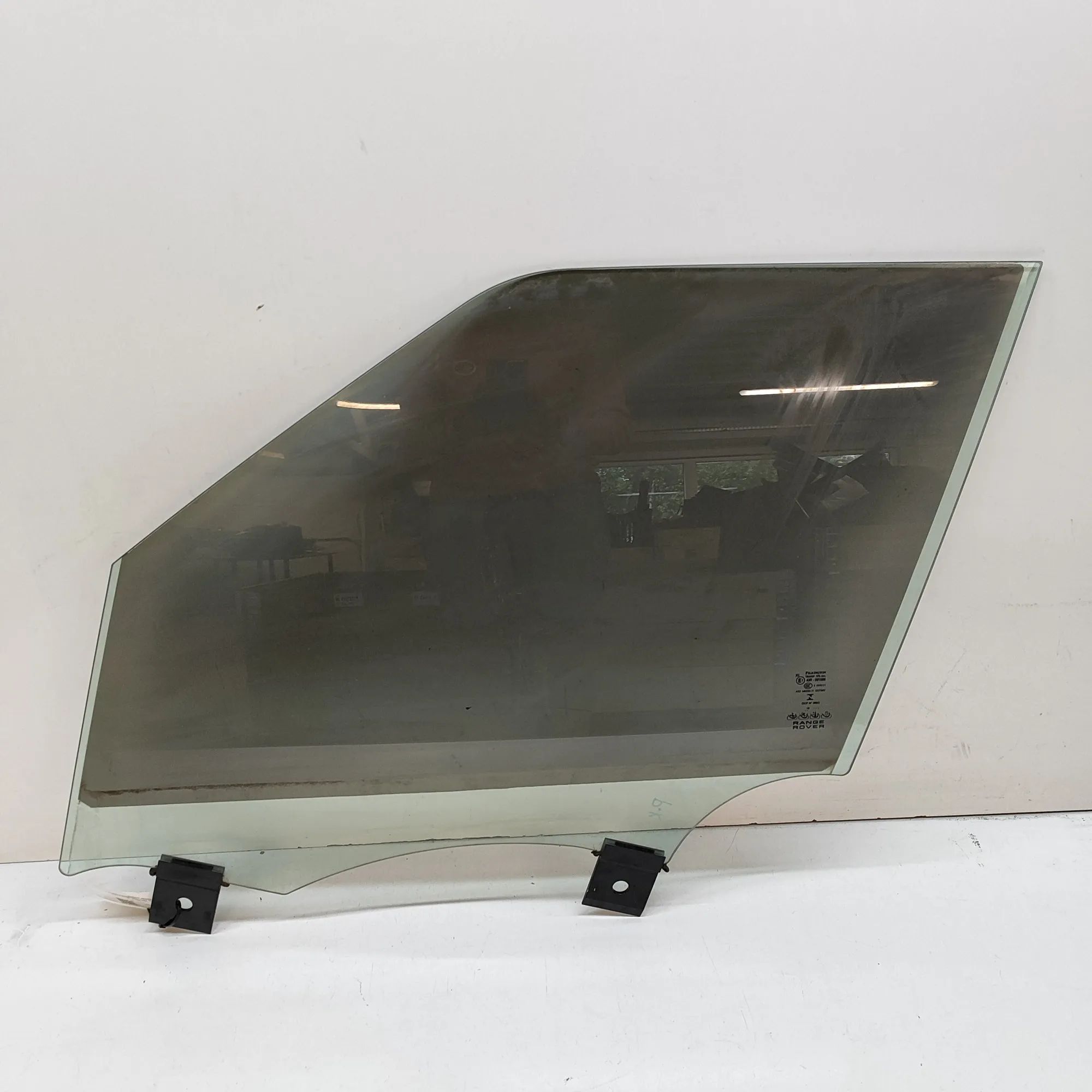 Land Rover Range Rover Sport (L494) Front Left Door Window Front Left Door Window — LAND ROVER RANGE ROVER...