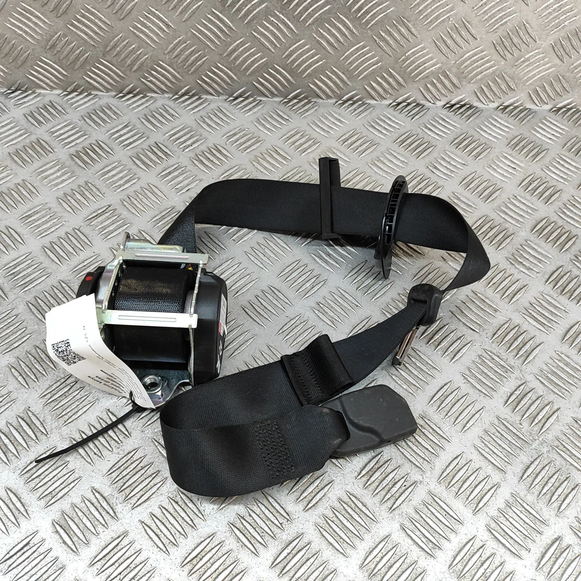 Jeep Avenger Front Left Seatbelt Front Left Seatbelt — JEEP AVENGER (J2) (2022-....