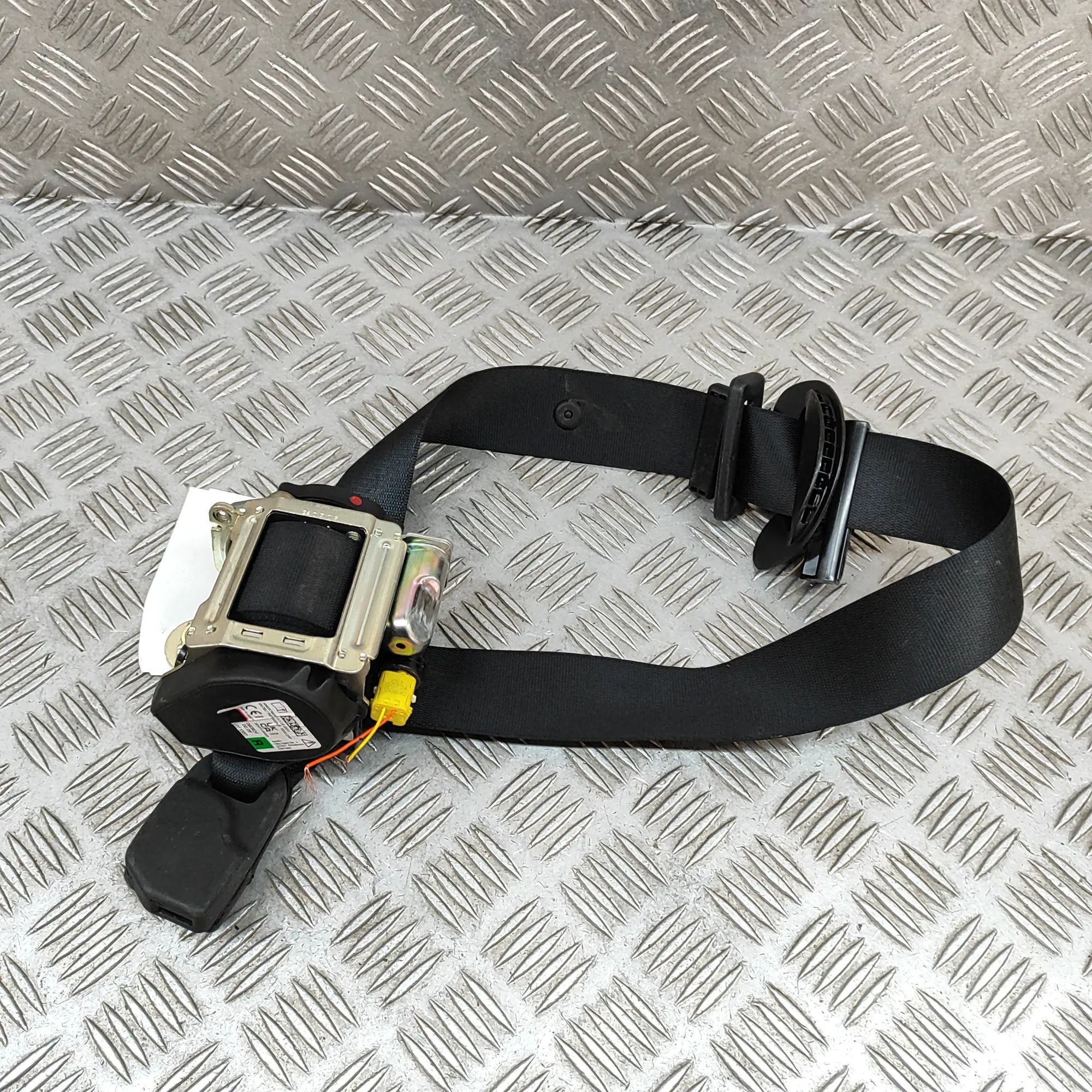 Jeep Avenger Front Right Seatbelt Front Right Seatbelt — JEEP AVENGER (J2) (2022-...