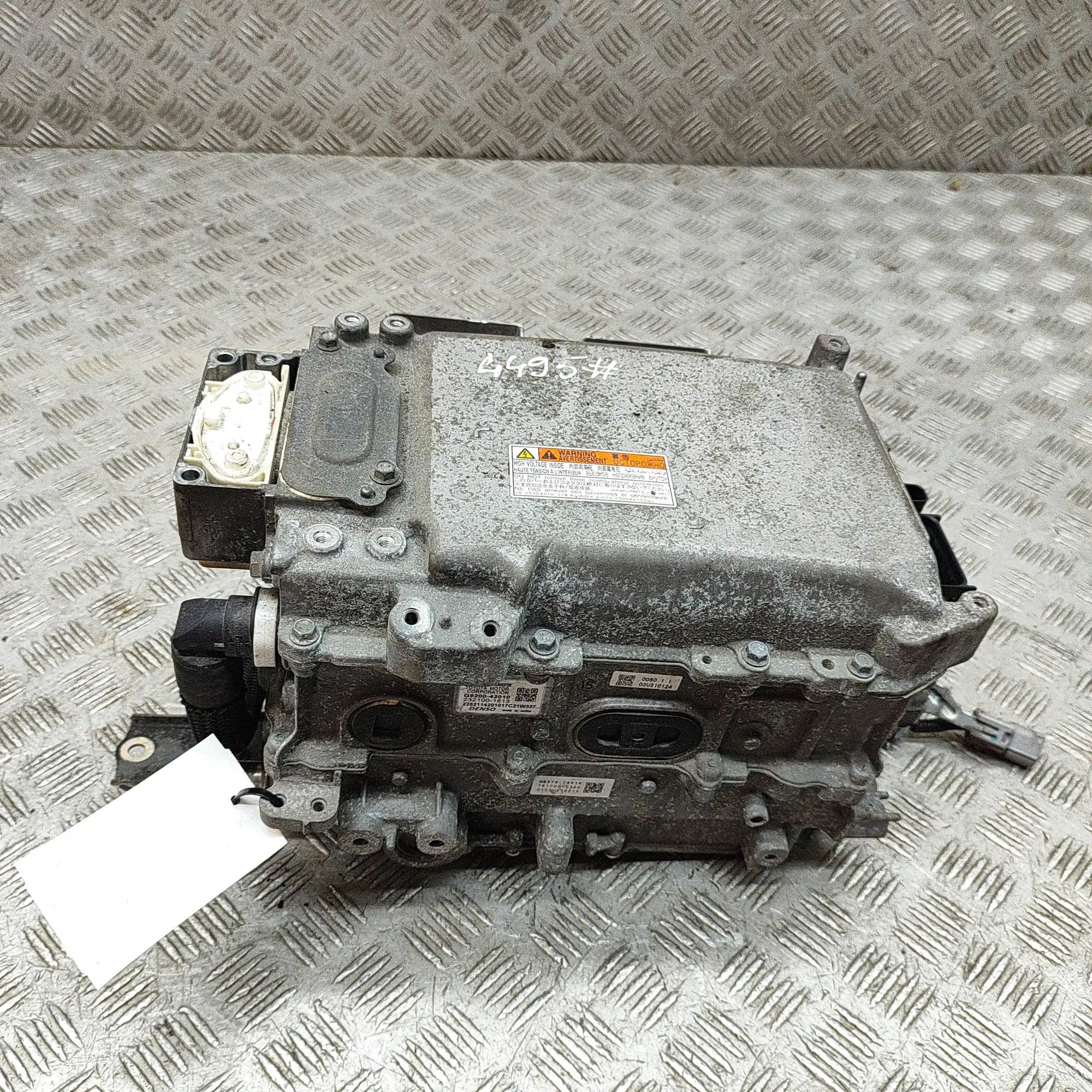 Toyota RAV4 (XA40) Invertteri Inverter — TOYOTA RAV (4 IV _A4_) (2012-2018) —...