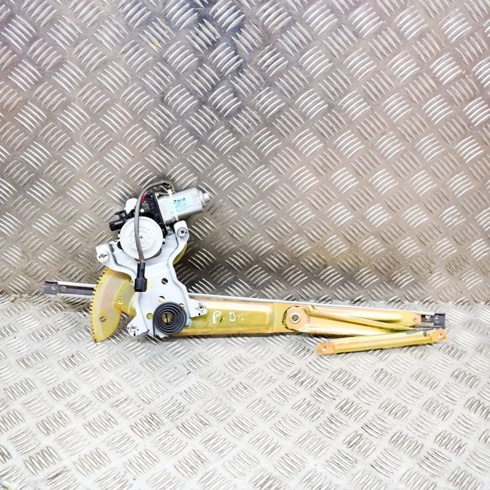 Kia Carnival Front Right Door Window Regulator Front Right Door Window Regulator — KIA CARNIVA...