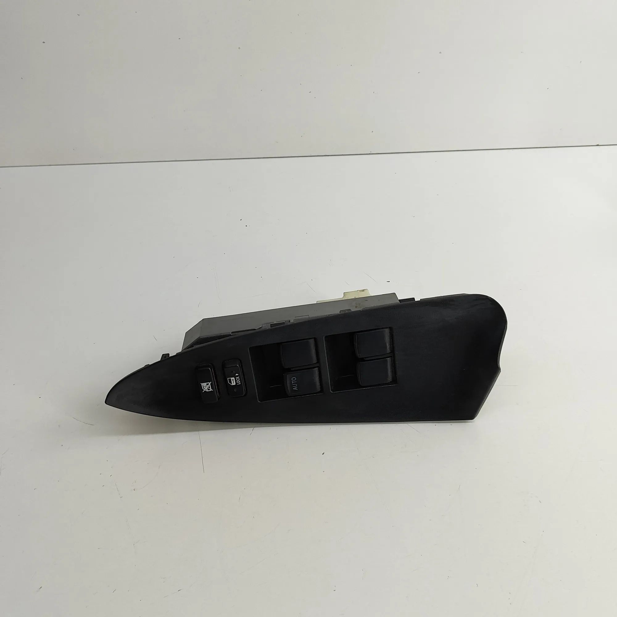 Toyota RAV4 (XA30) Door window switch — front left Door window switch — front left — TOYOTA RAV 4 ...