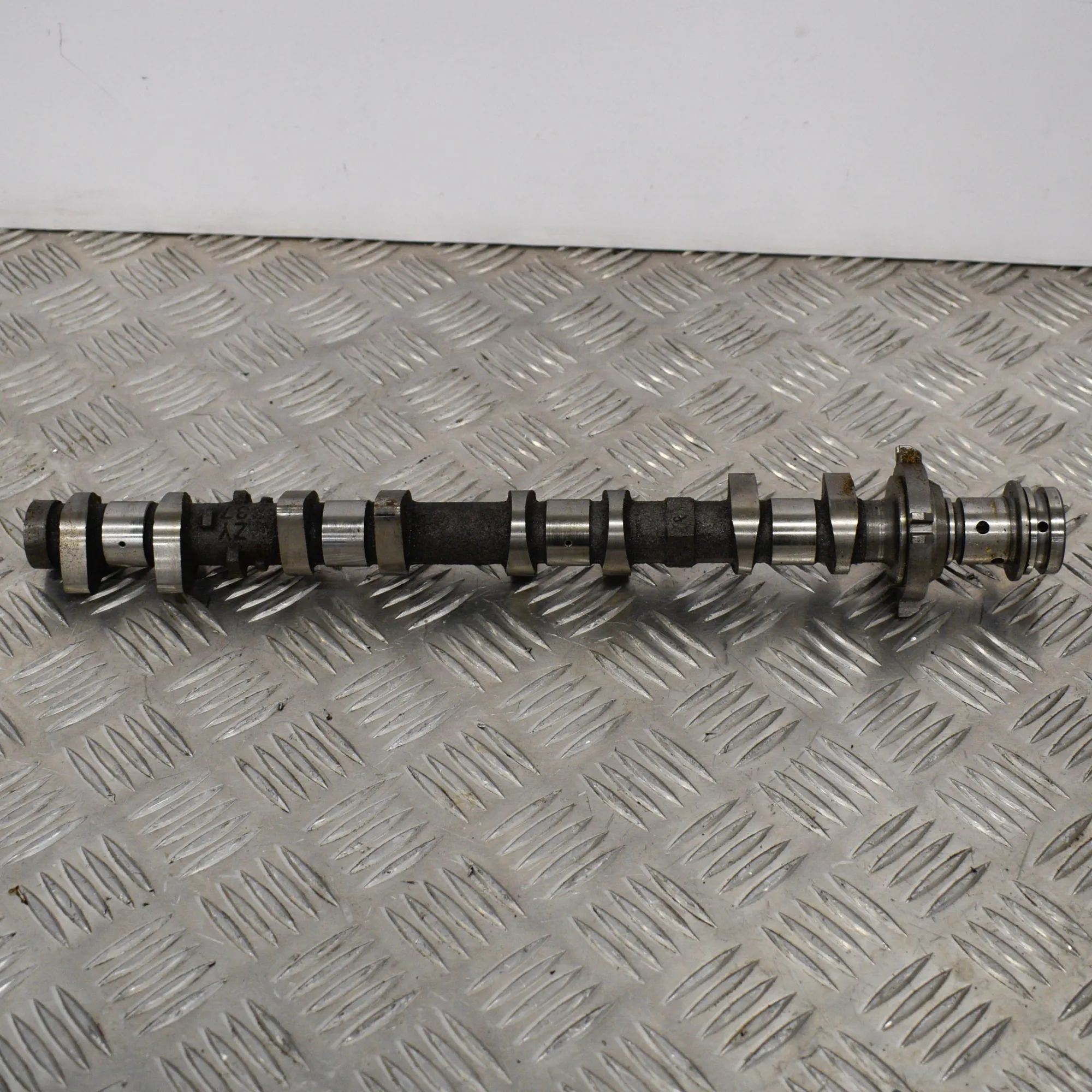 Mazda 2 (DE) Intake Camshaft Intake camshaft — MAZDA 2 DE (2007-2015) — ZY37...