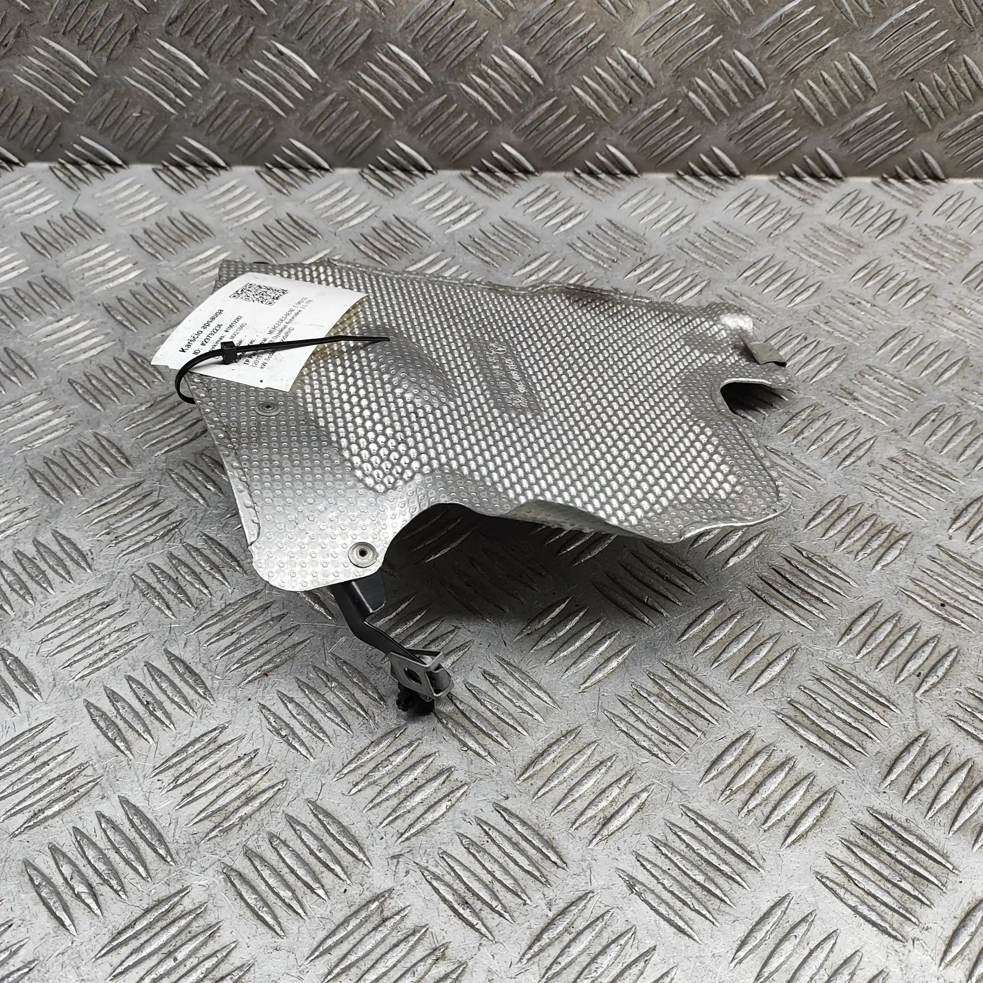 Mercedes-Benz A (W176) Heat shield Heat shield — MERCEDES BENZ E-CLASS (W213) (201...