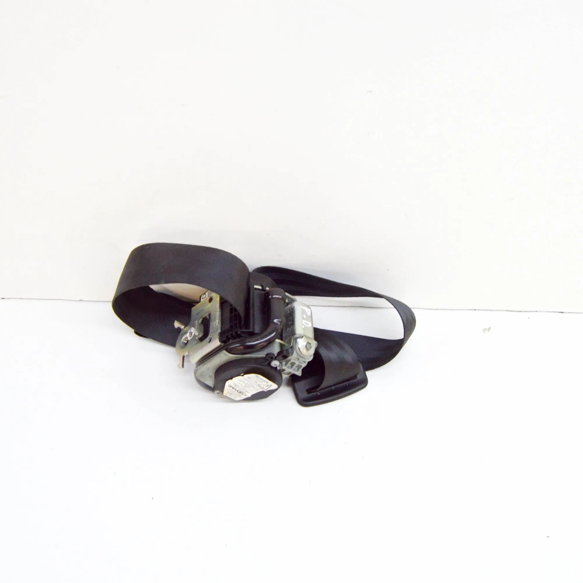 Peugeot 207 Front Right Seatbelt Front Right Seatbelt — PEUGEOT 207 CC WD_ (2007...