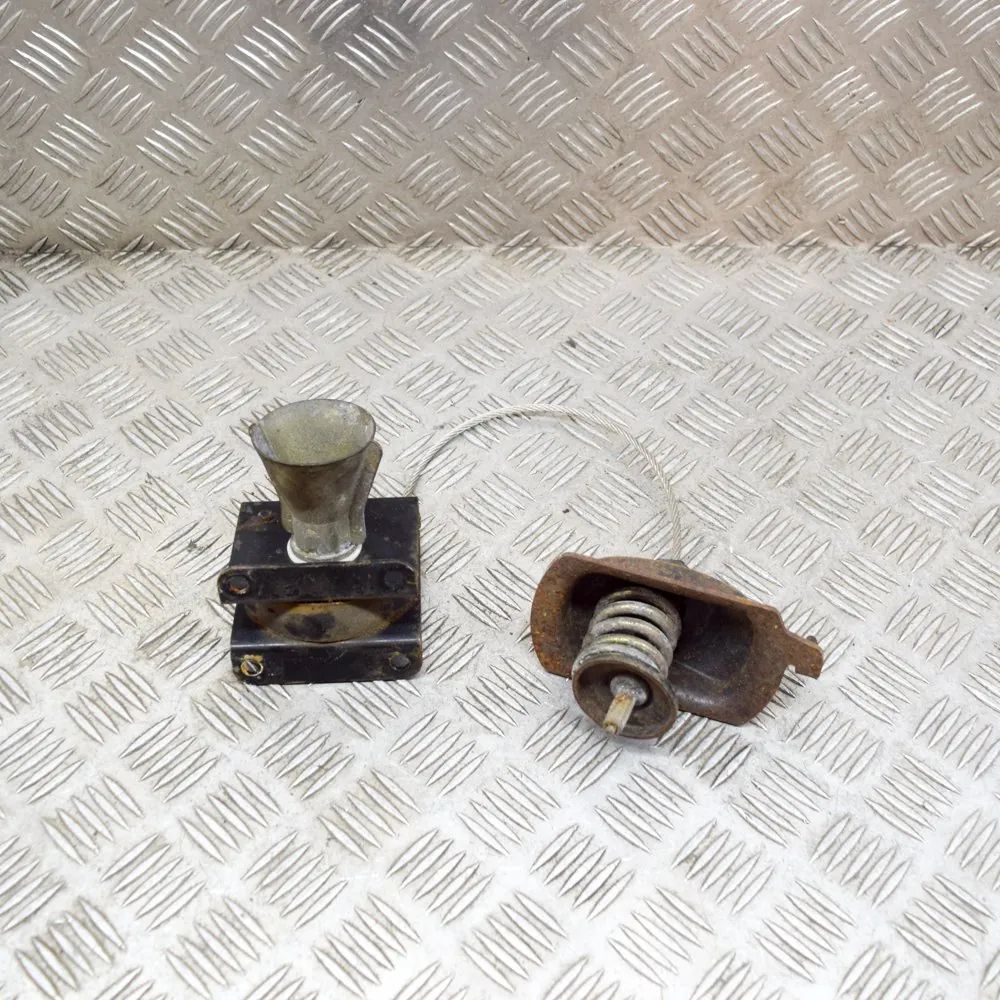 Kia Sorento Spare wheel mount Spare wheel mount — KIA SORENTO I JC (2002-2011...