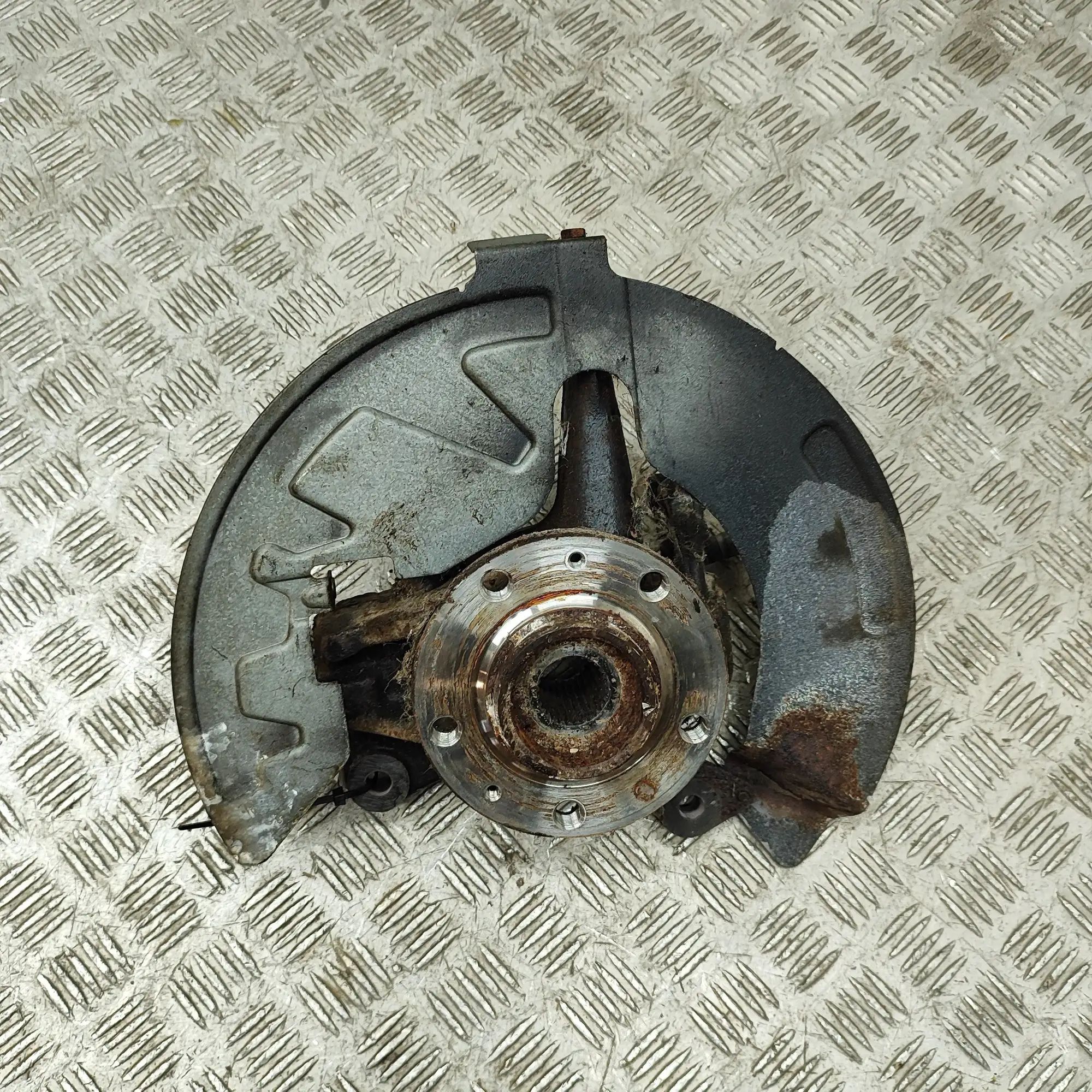 Citroen C5 Front Left Wheel Hub Front Left Wheel Hub — CITROEN C5 III RD_ (2008...