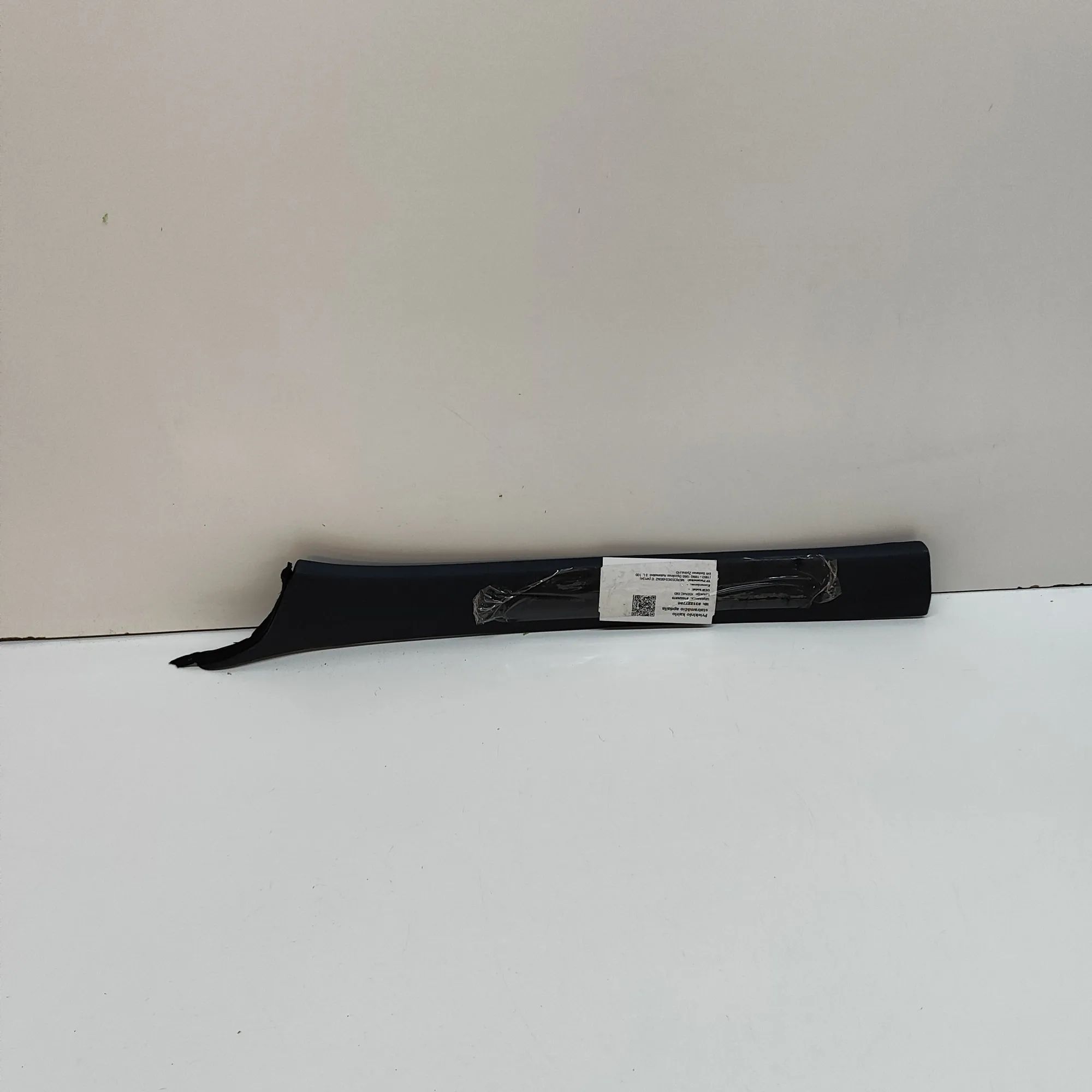 Mercedes-Benz 200 - 500 / E (W124) Front Left A Pillar Trim Front Left A Pillar Trim — MERCEDES BENZ E-CLAS...