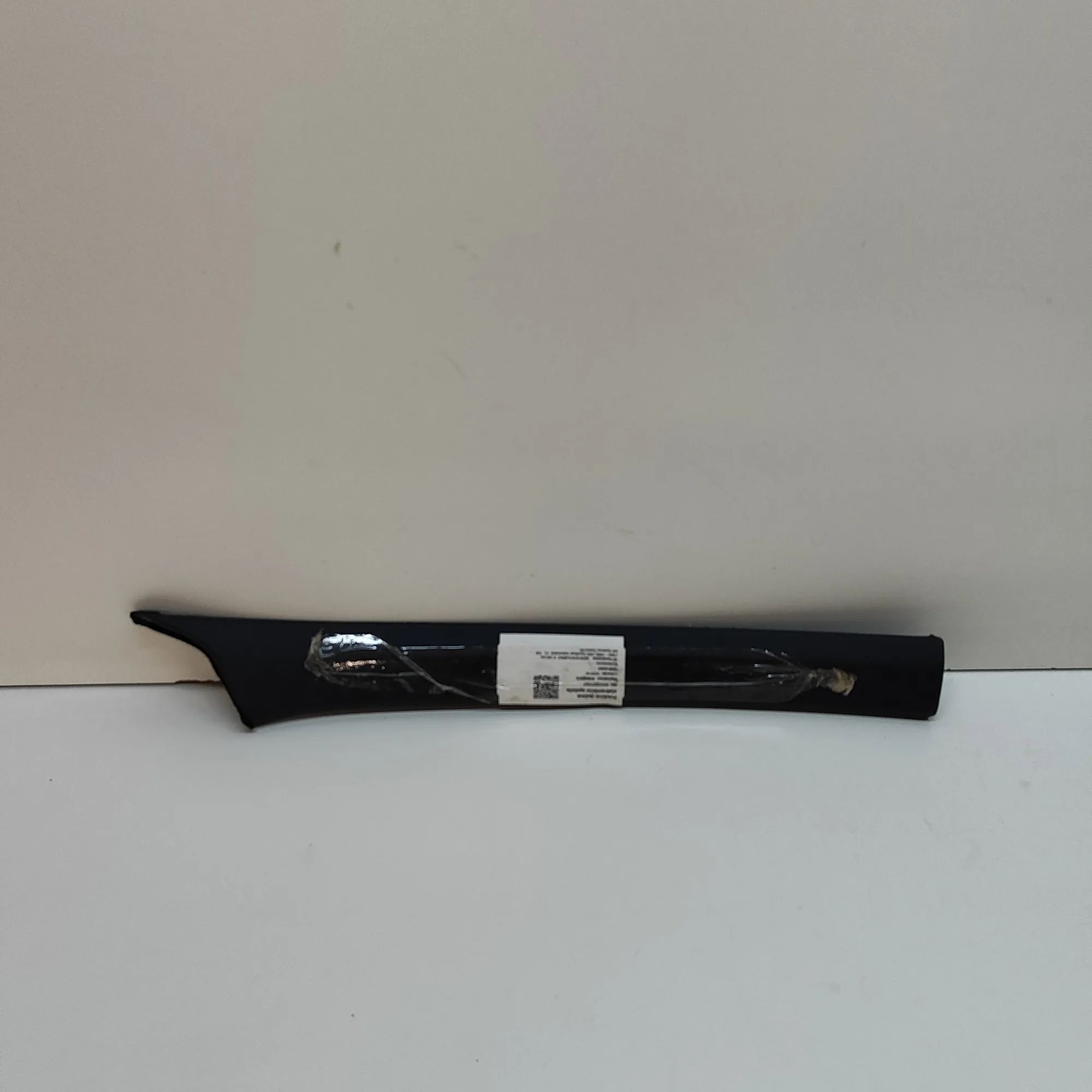 Mercedes-Benz 200 - 500 / E (W124) Front Right A Pillar Trim Front Right A Pillar Trim — MERCEDES BENZ E-CLA...
