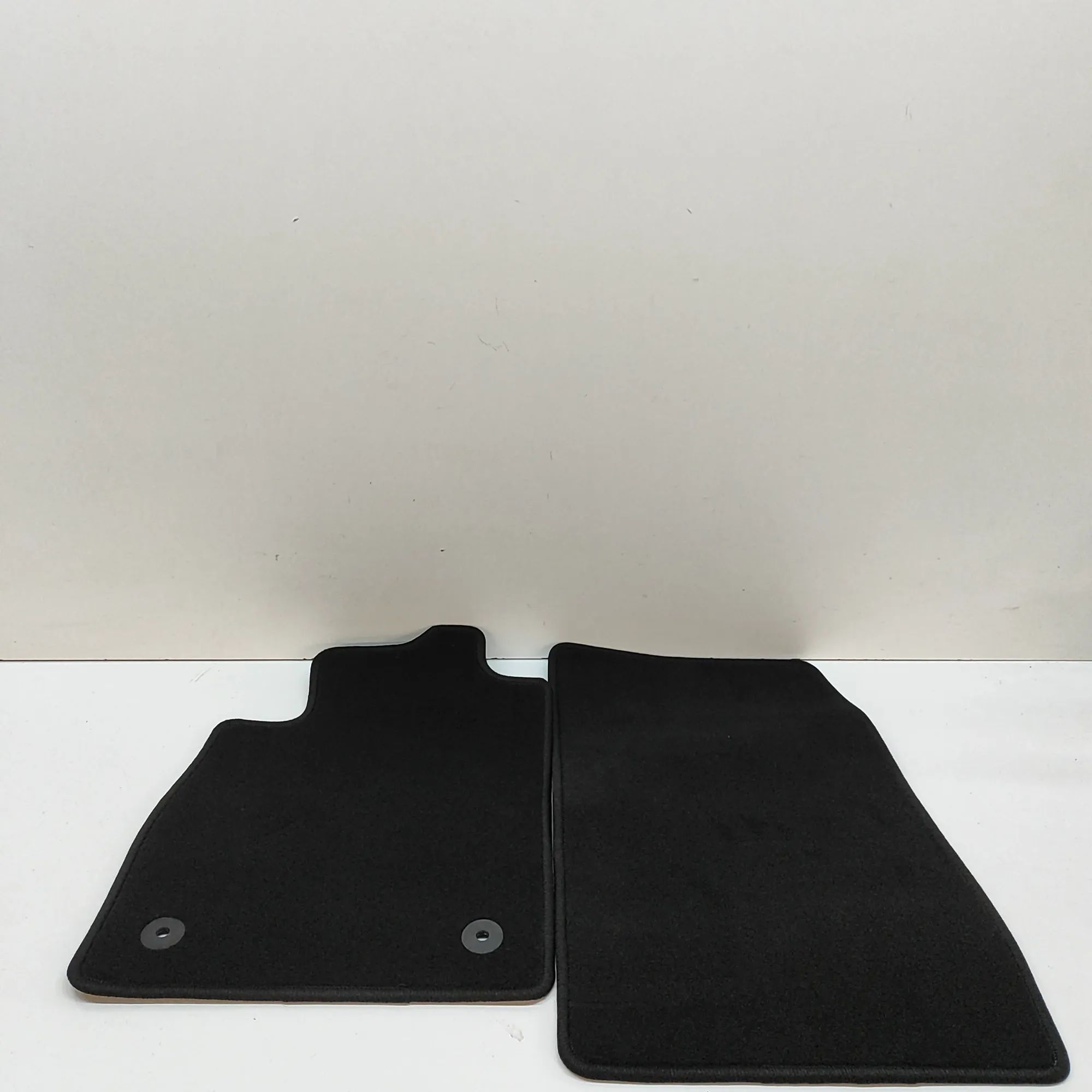 Ford Fiesta Floor Mat Set Floor mat set — FORD FIESTA VIII (2022-PRESENT)...