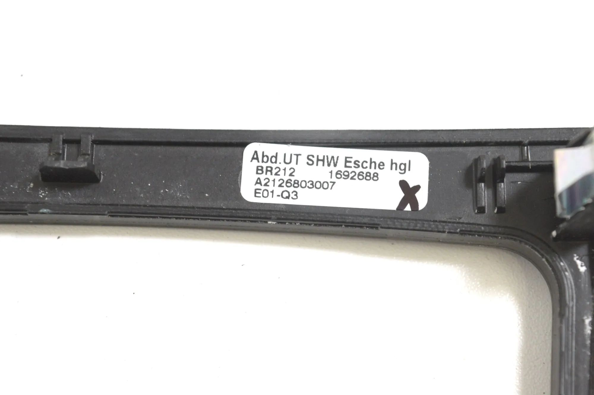Mercedes-Benz A (W176) Interior Trim Strips Kit Interior Trim Strips Kit — MERCEDES BENZ E-CLAS...
