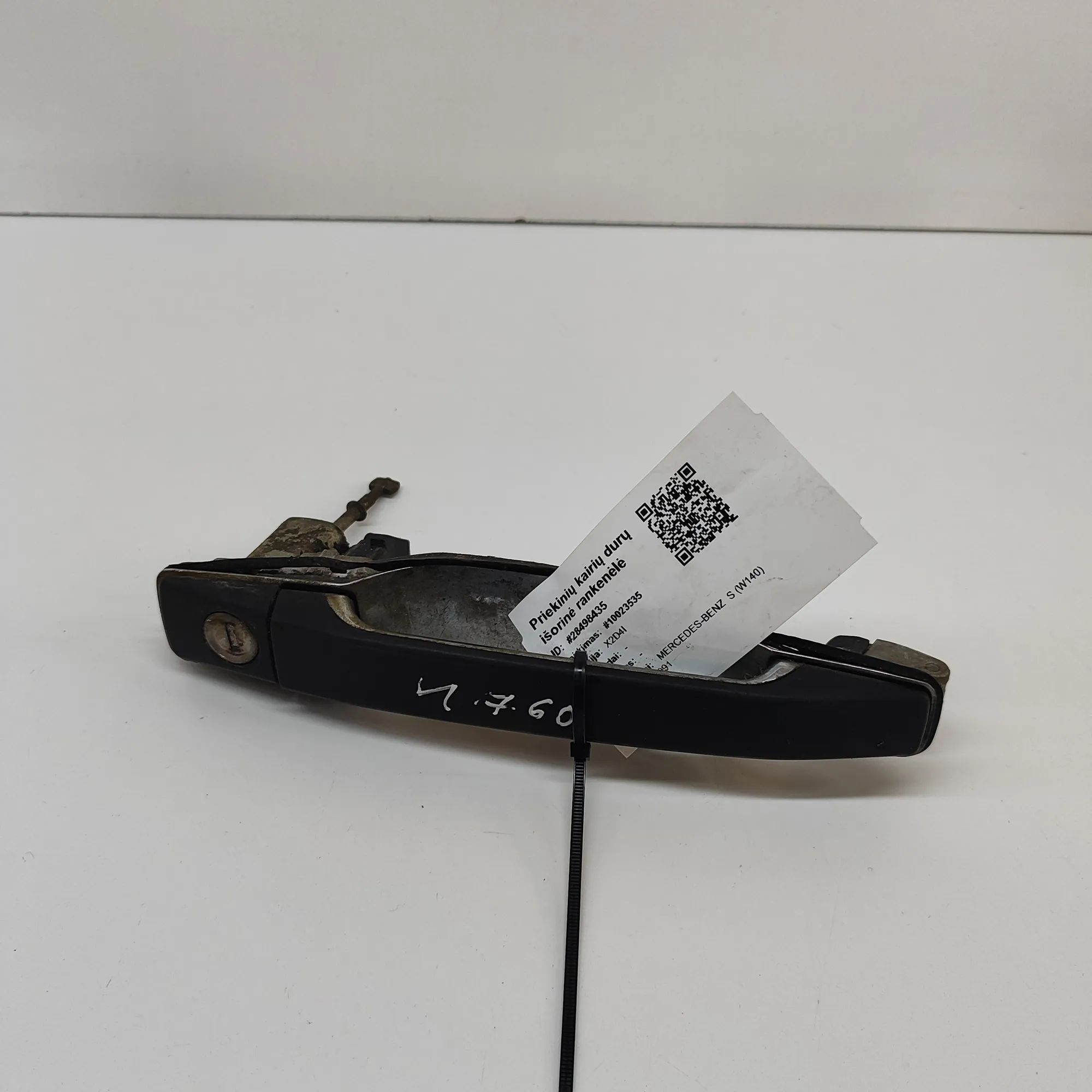 Mercedes-Benz 200 - 500 / E (W124) Front Left Door Exterior Handle Front Left Door Exterior Handle — MERCEDES BENZ...