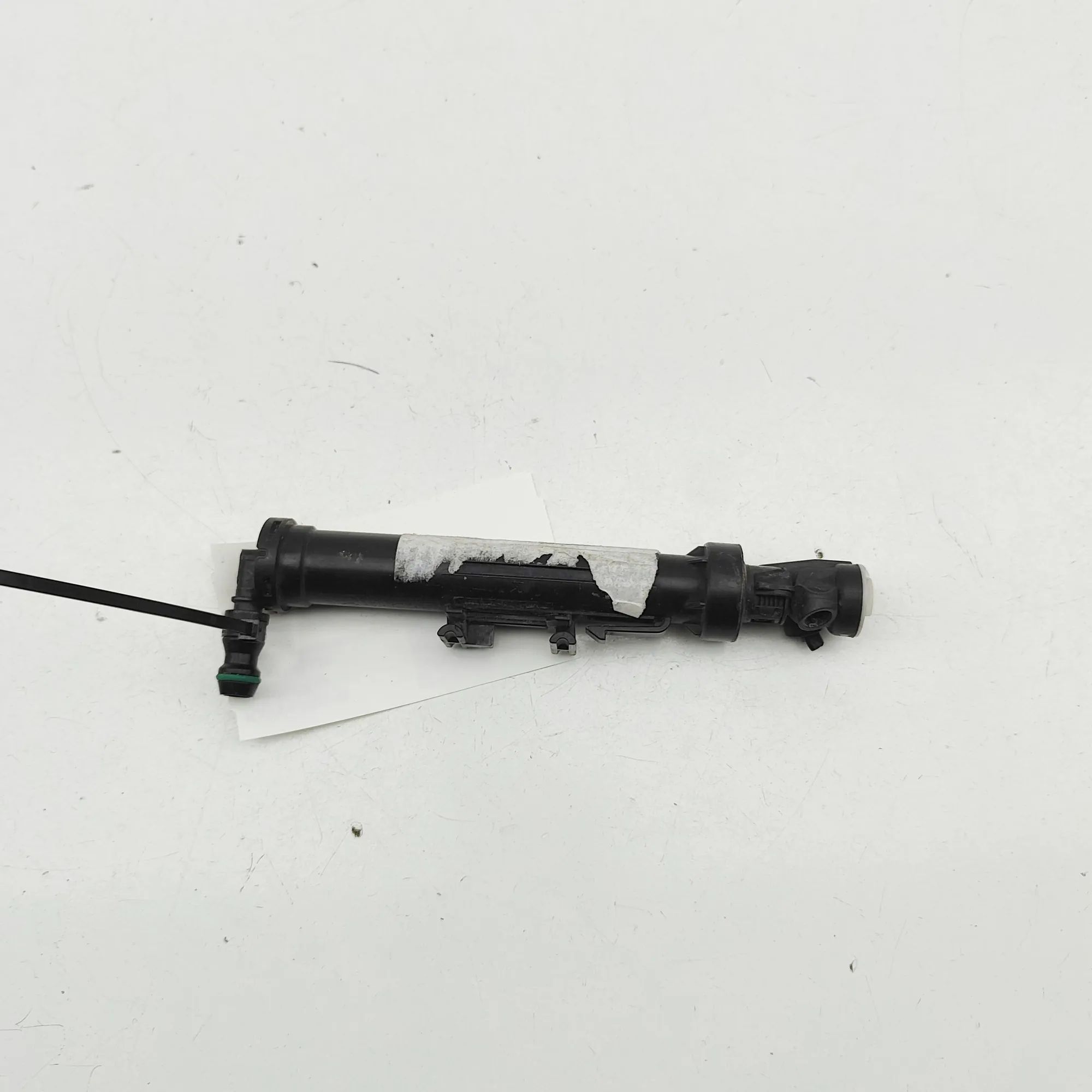 Mercedes-Benz GLK (X204) Headlight washer pump — left Headlight washer pump — left — MERCEDES BENZ GL...