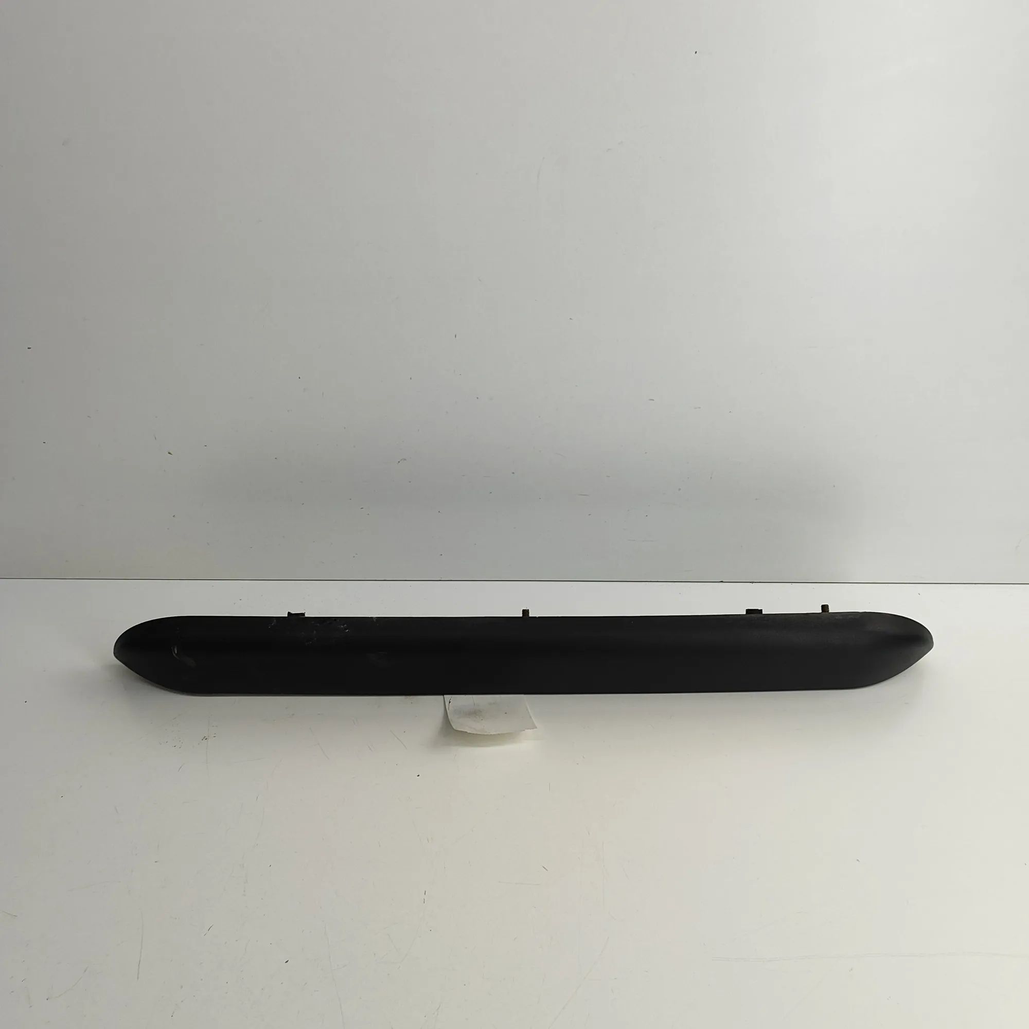 Iveco Daily Number-plate light holder trim Number-plate light holder trim — IVECO DAILY V ...