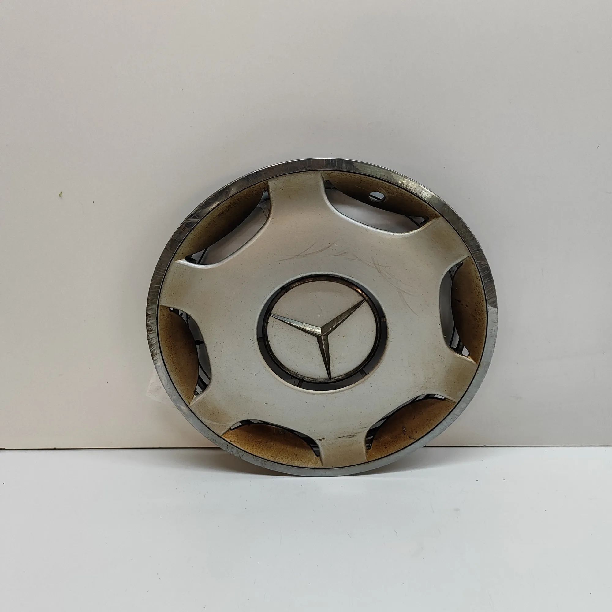 Mercedes-Benz 200 - 500 / E (W124) декоративный колпак Wheel covers — MERCEDES BENZ E-CLASS (W124) (19...
