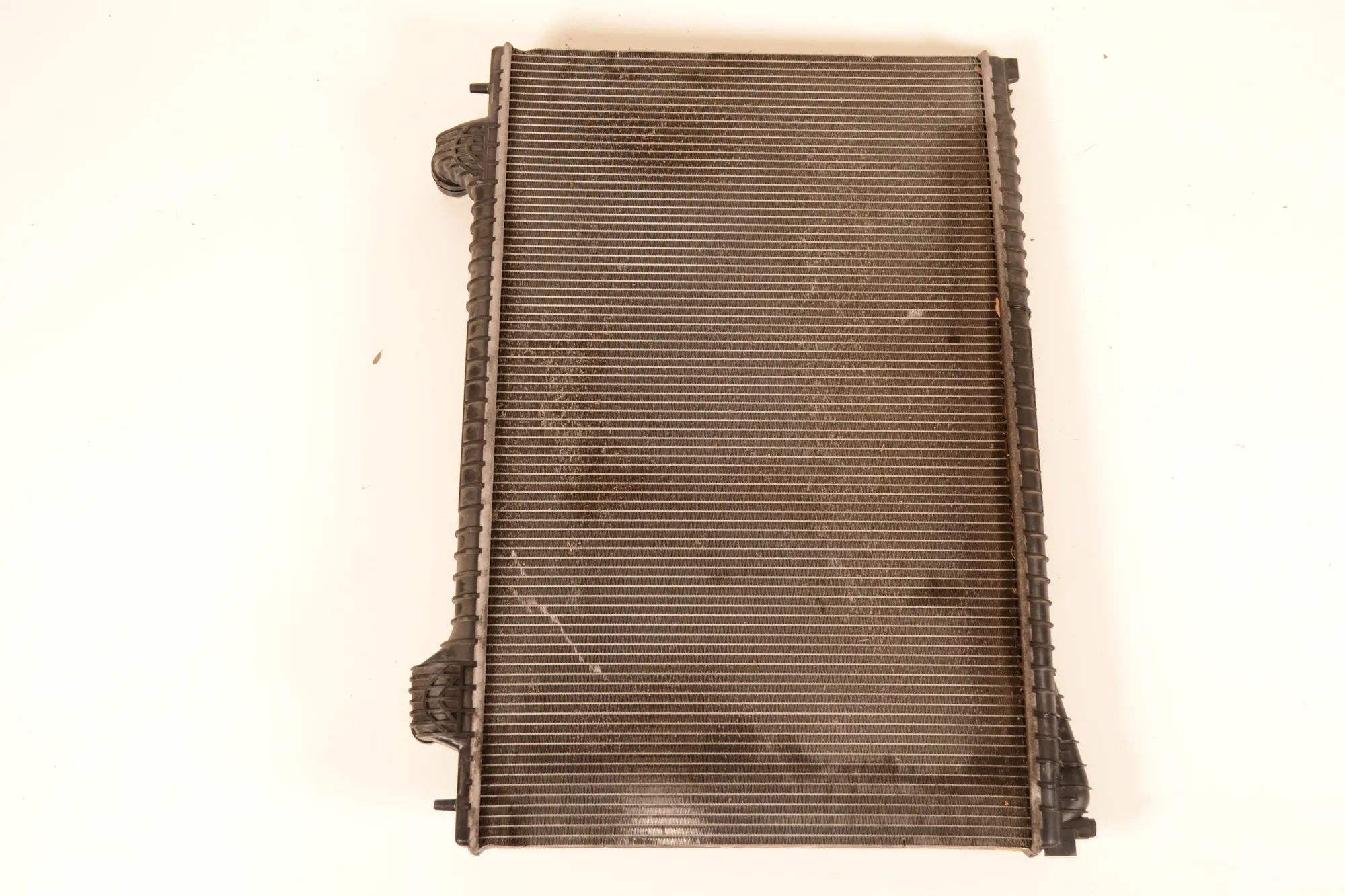 Jaguar XF Cooling Radiator Cooling Radiator — JAGUAR XF X260 (2015-PRESENT...