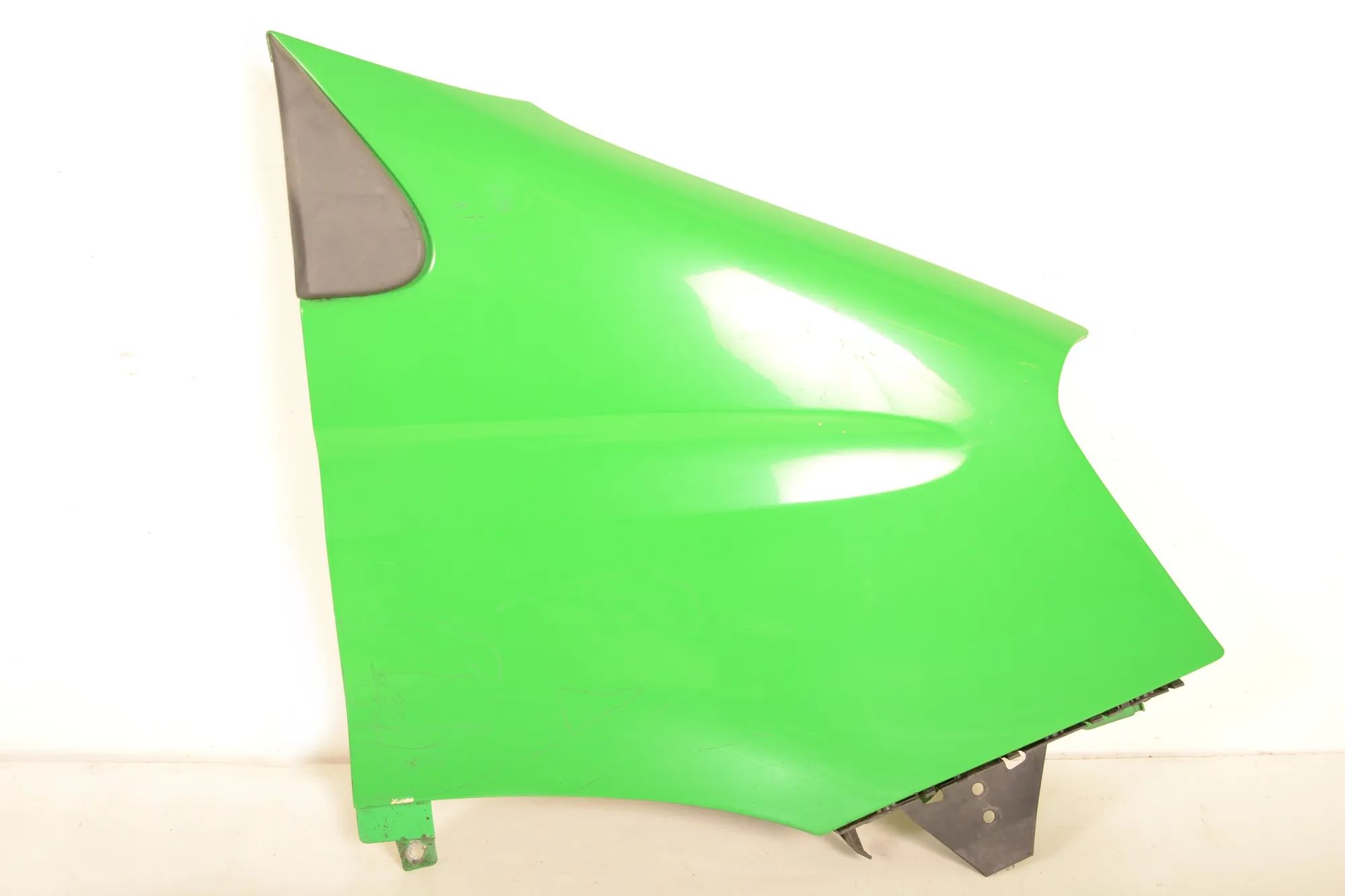 Iveco Daily Front Right Fender Front Right Fender — IVECO DAILY V Van/Estate (...