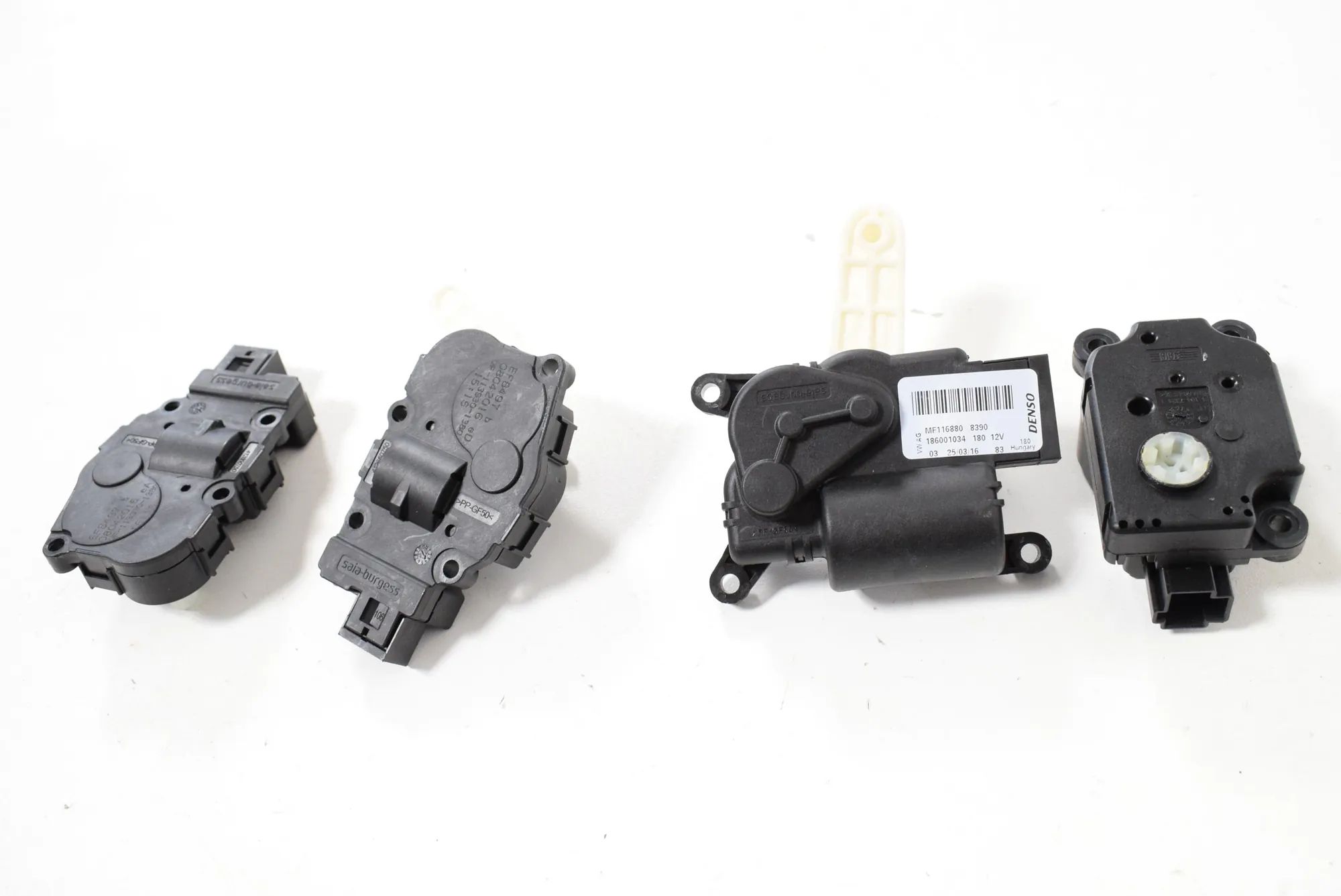 Jaguar XF Heater flap actuator Heater flap actuator — JAGUAR XF X260 (2015-PRE...